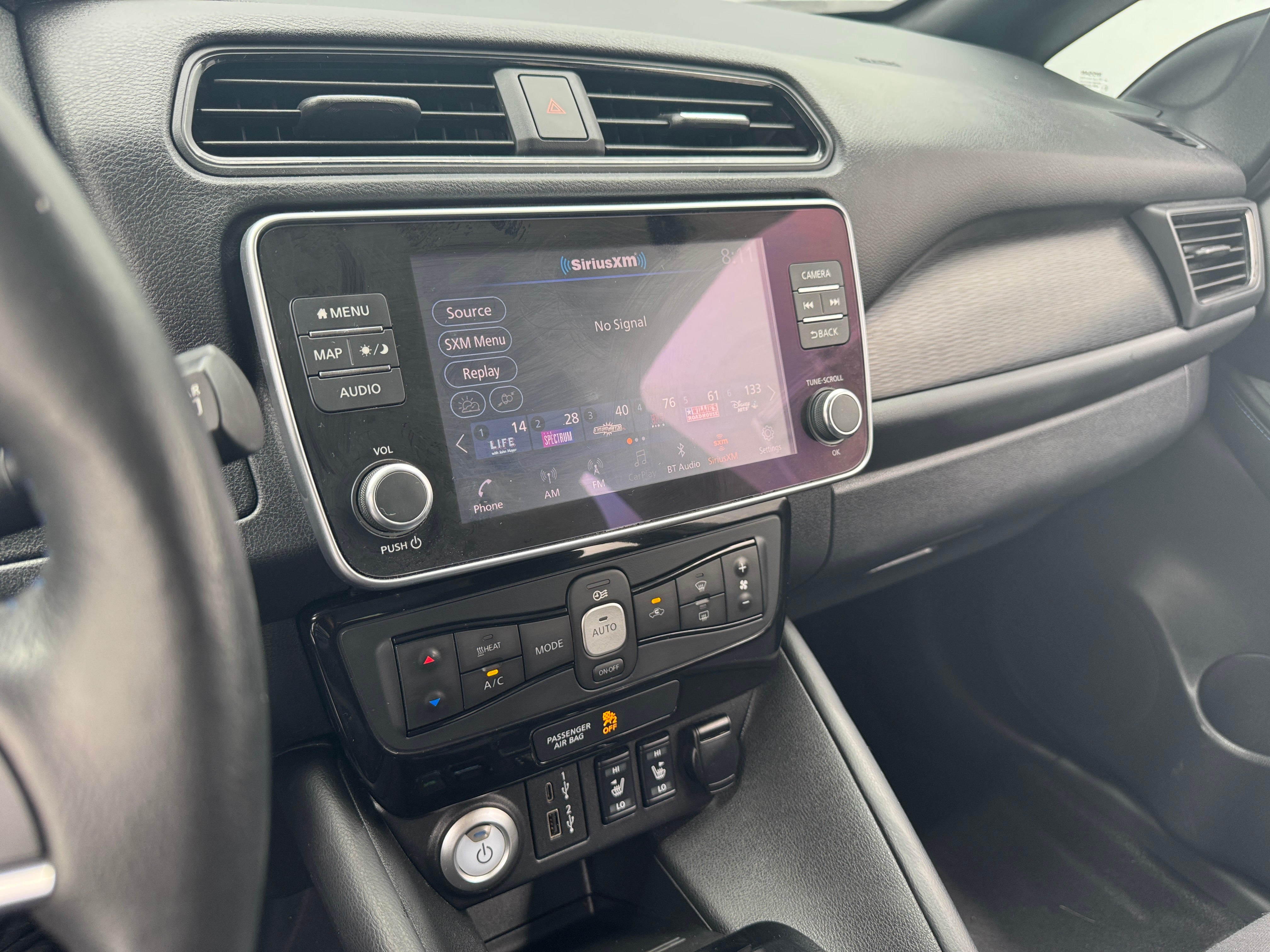 2022 Nissan Leaf SV 4