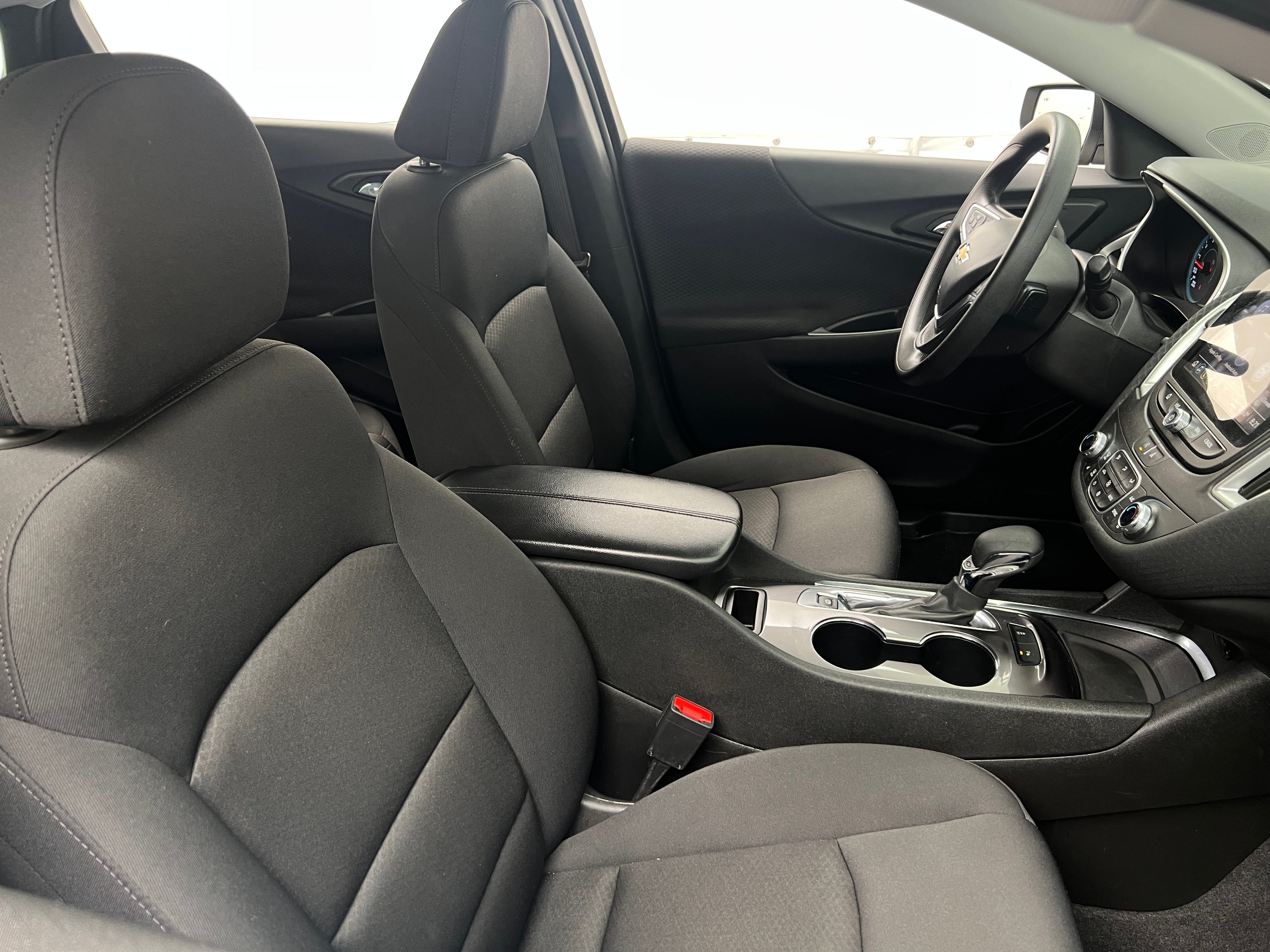 2023 Chevrolet Malibu LT 2