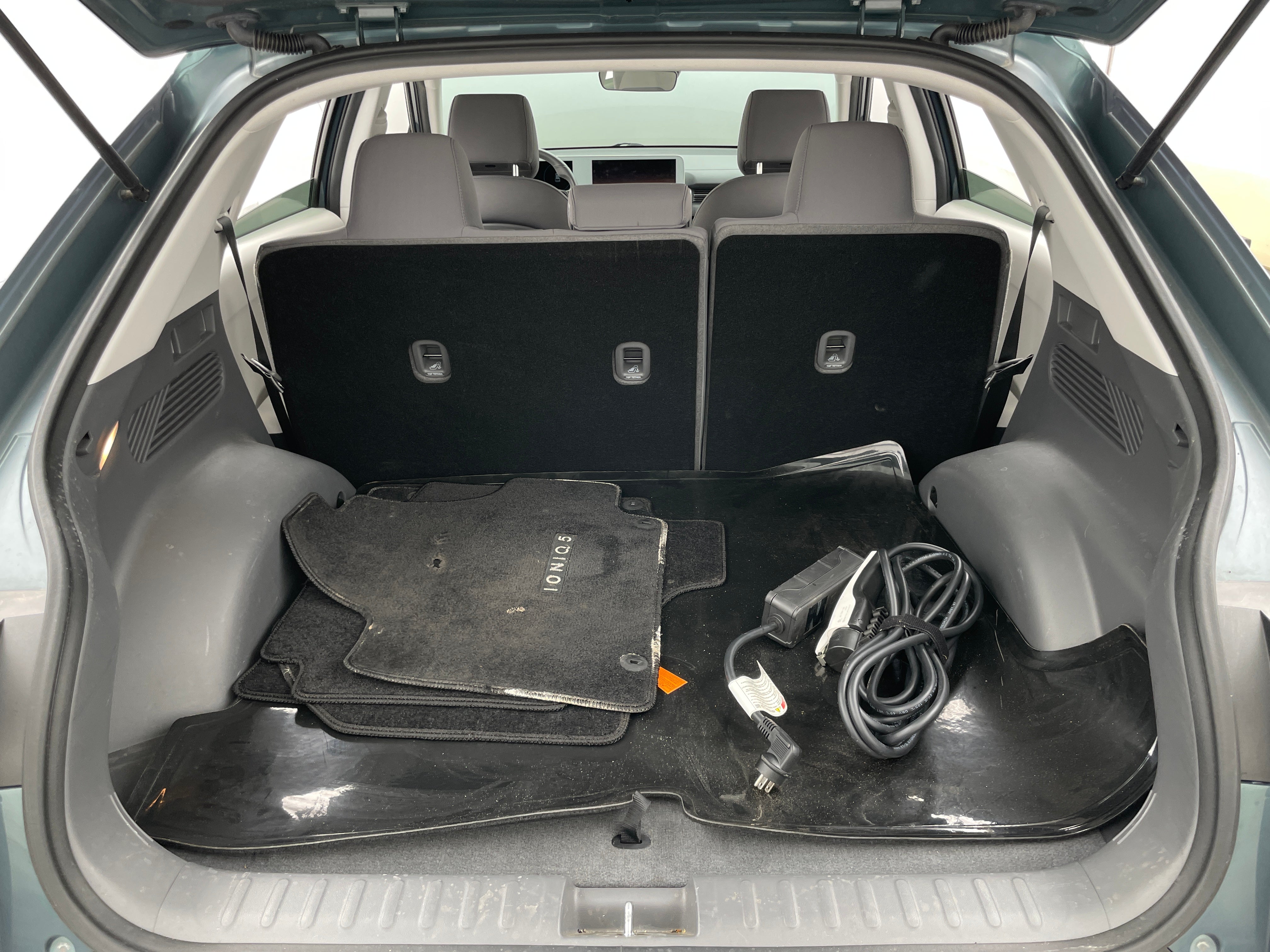 2022 Hyundai Ioniq 5 SE 7