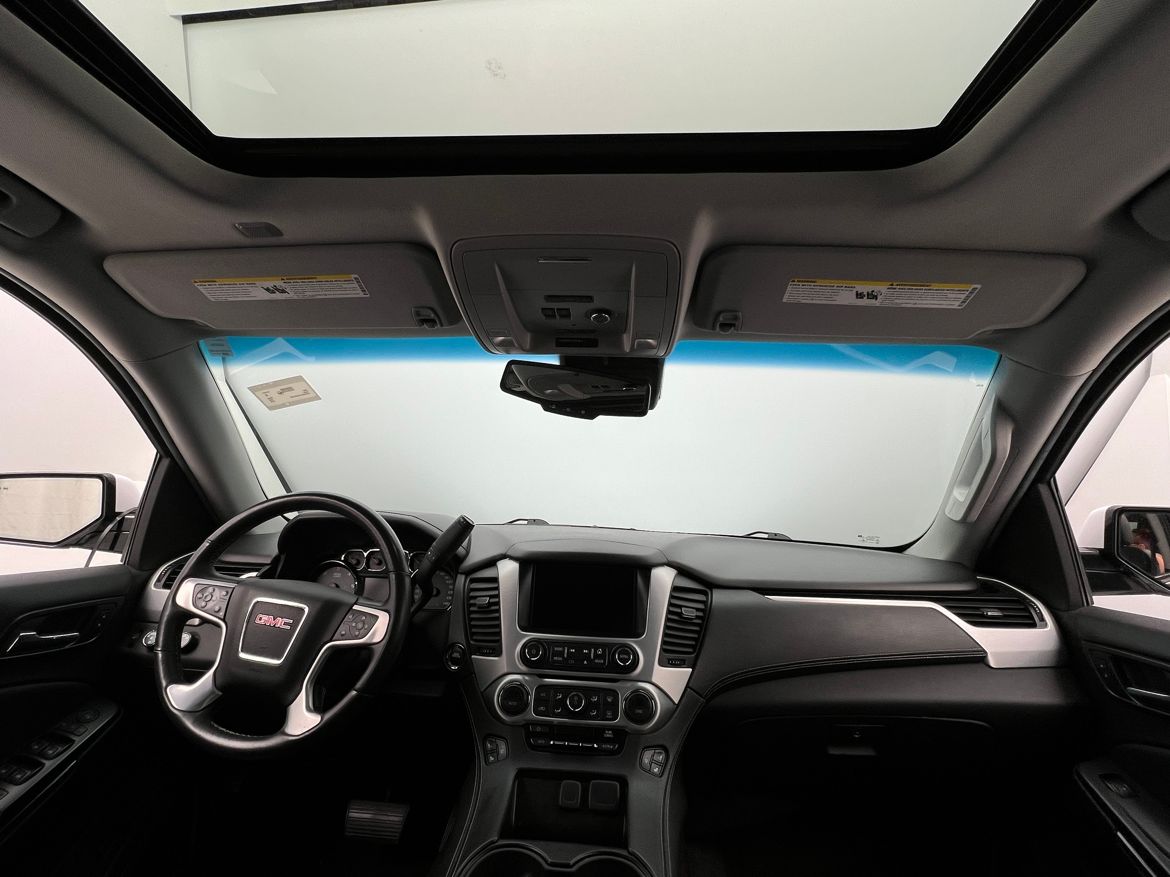 2016 GMC Yukon SLT 2