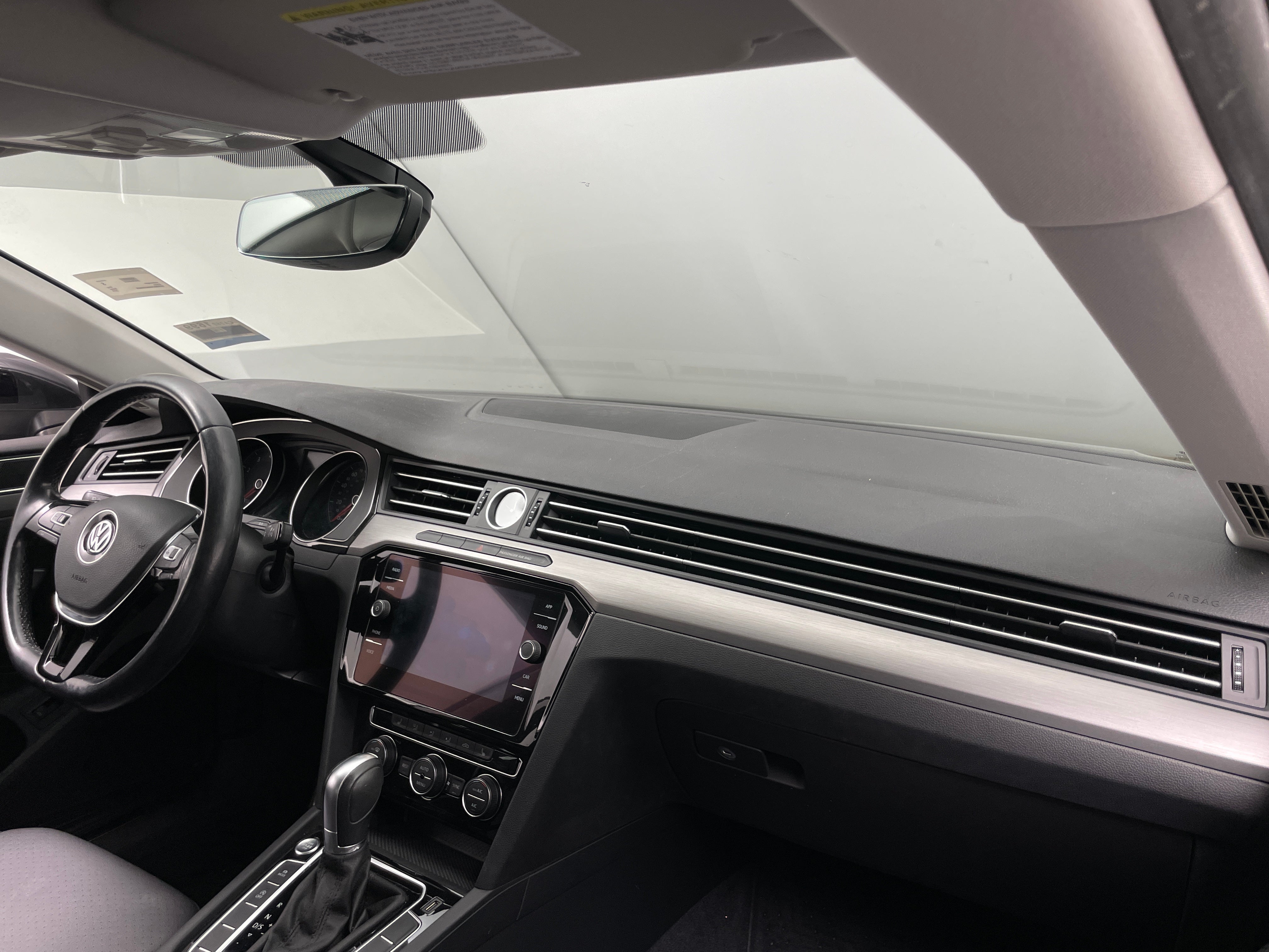 2019 Volkswagen Arteon SE 2