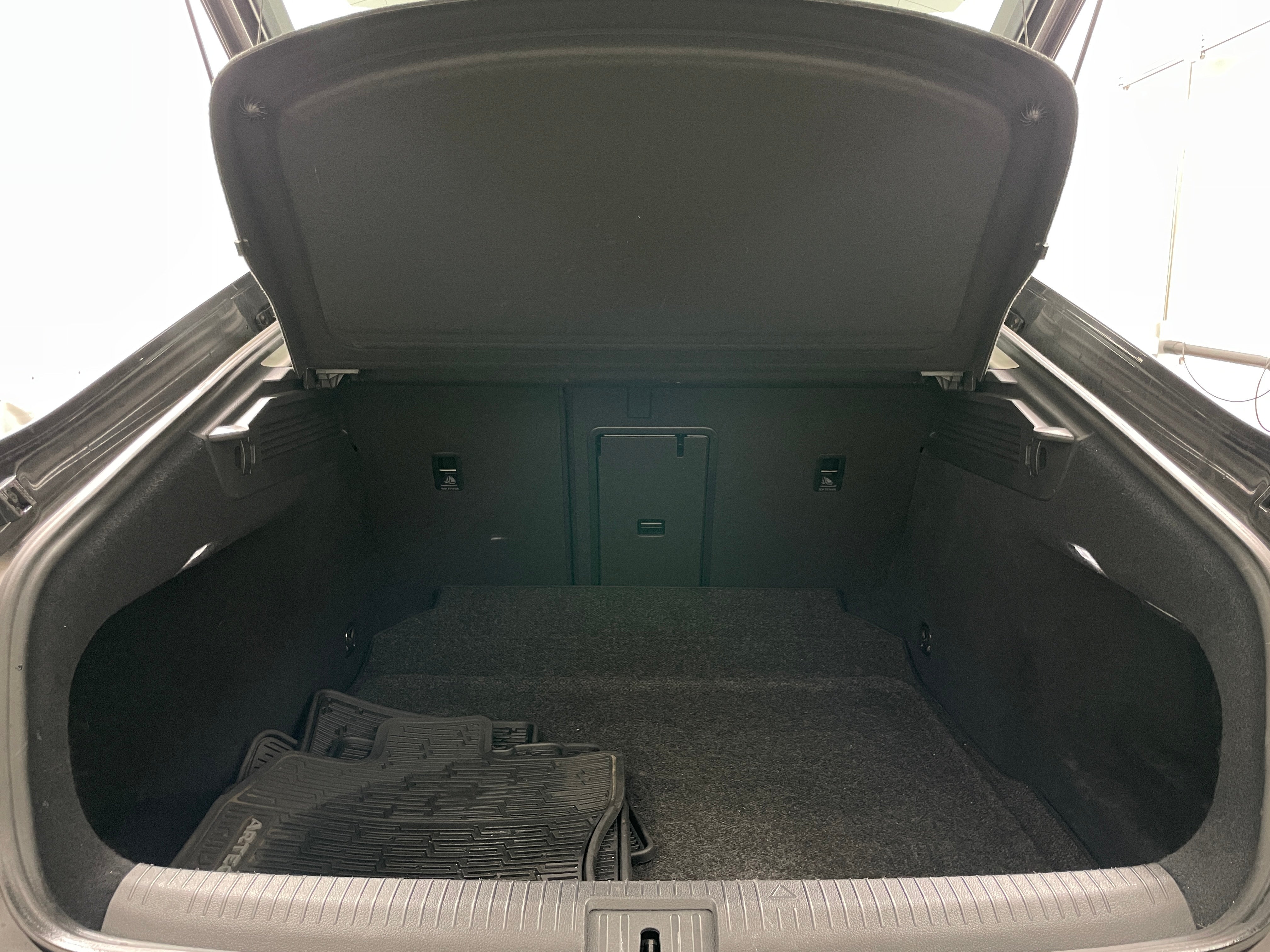 2019 Volkswagen Arteon SE 6