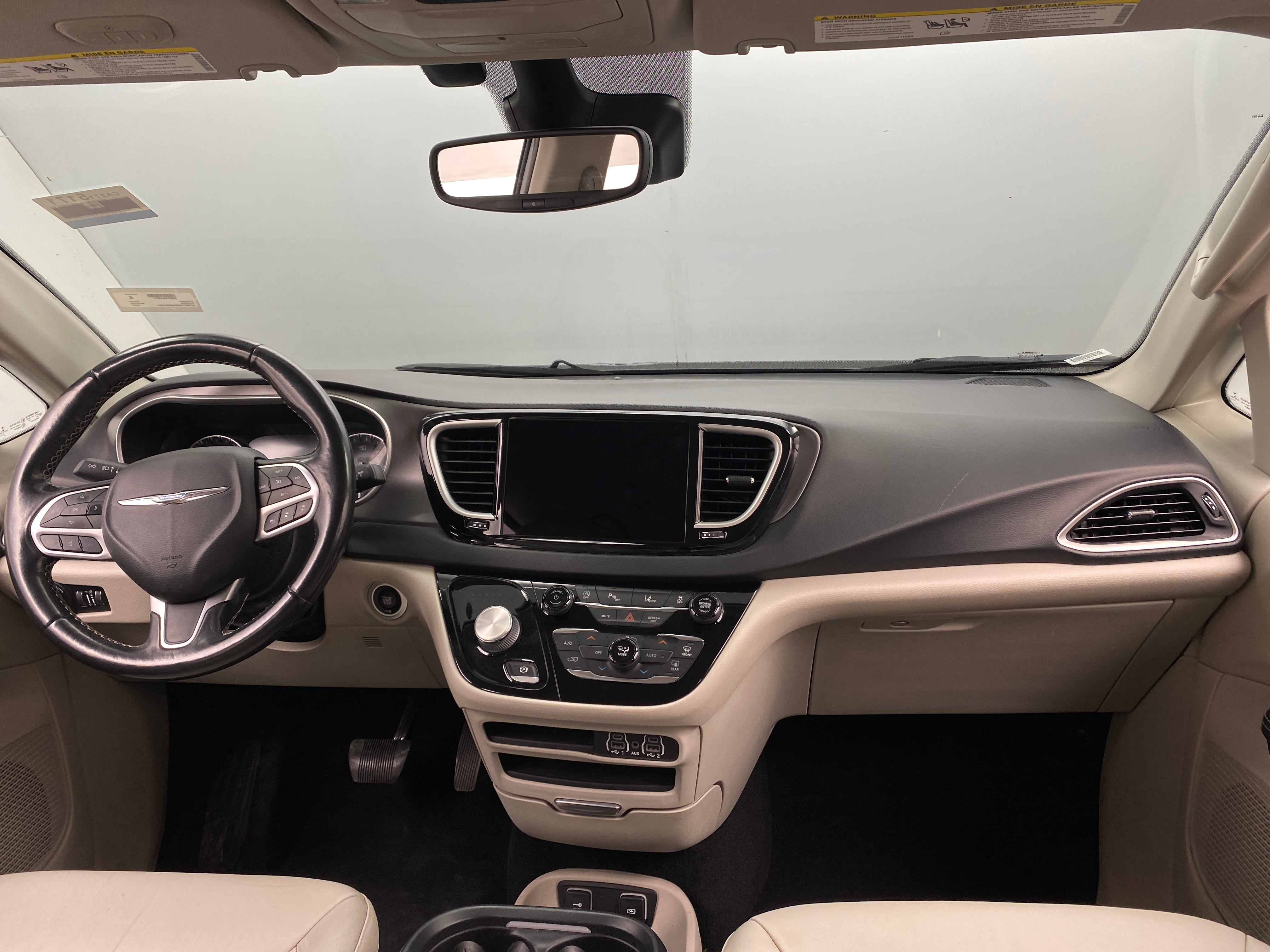 2021 Chrysler Pacifica Touring L 2