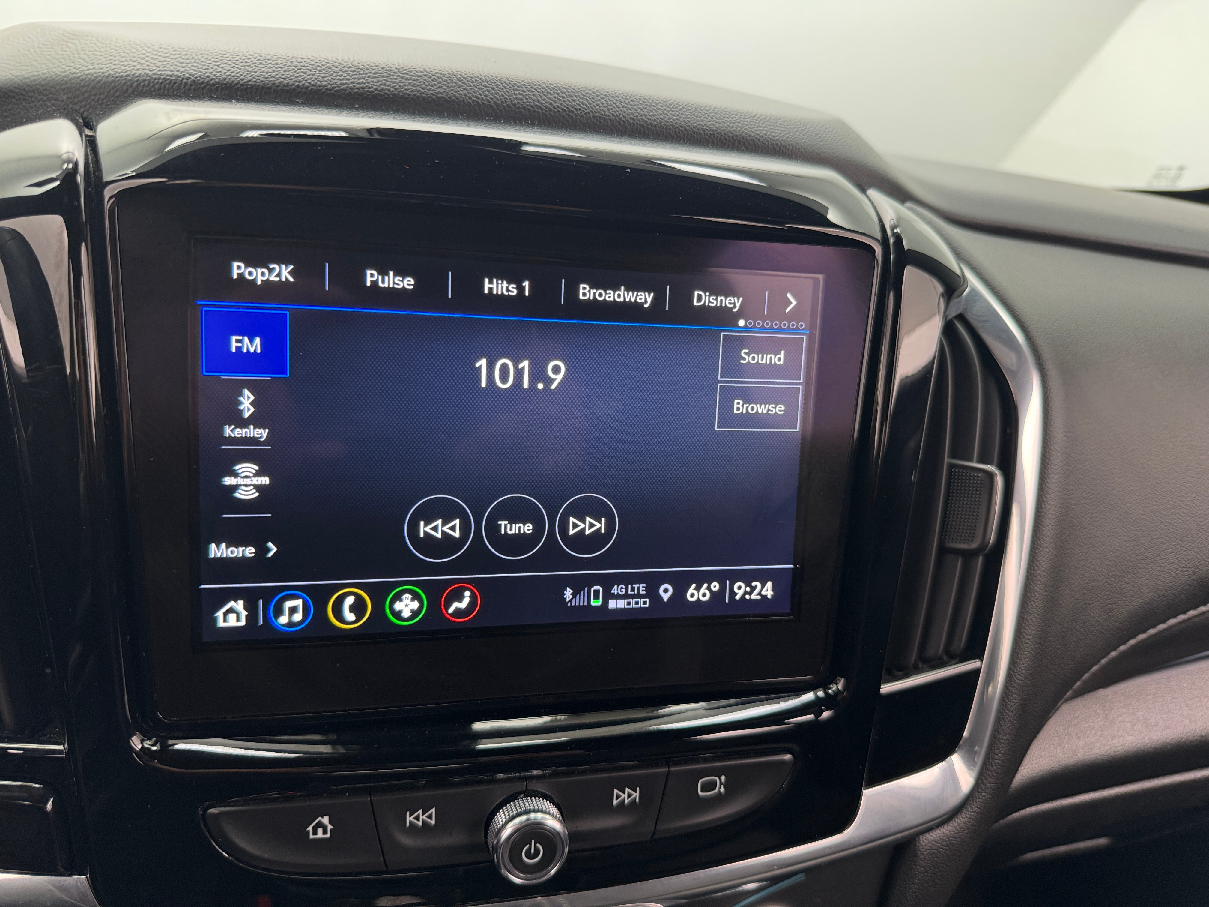 2023 Chevrolet Traverse LT 4