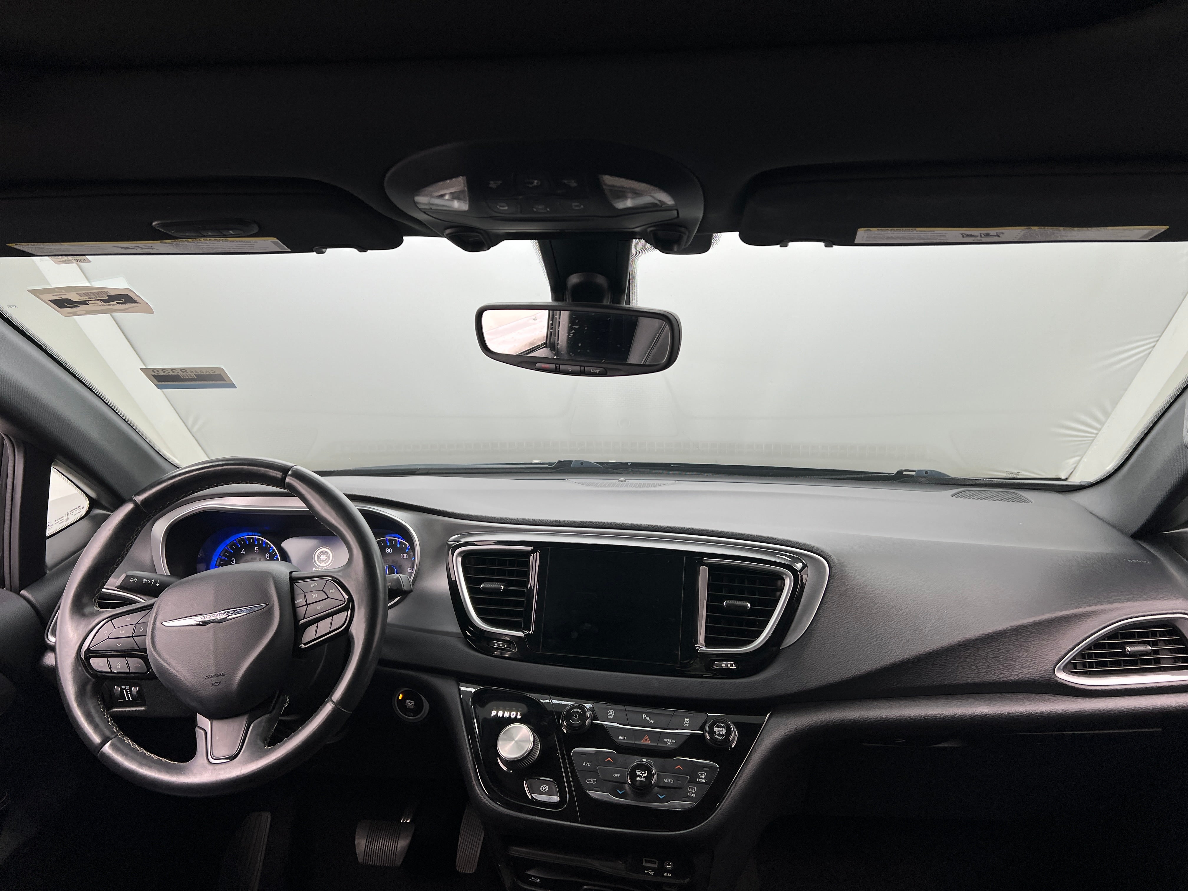 2018 Chrysler Pacifica  2