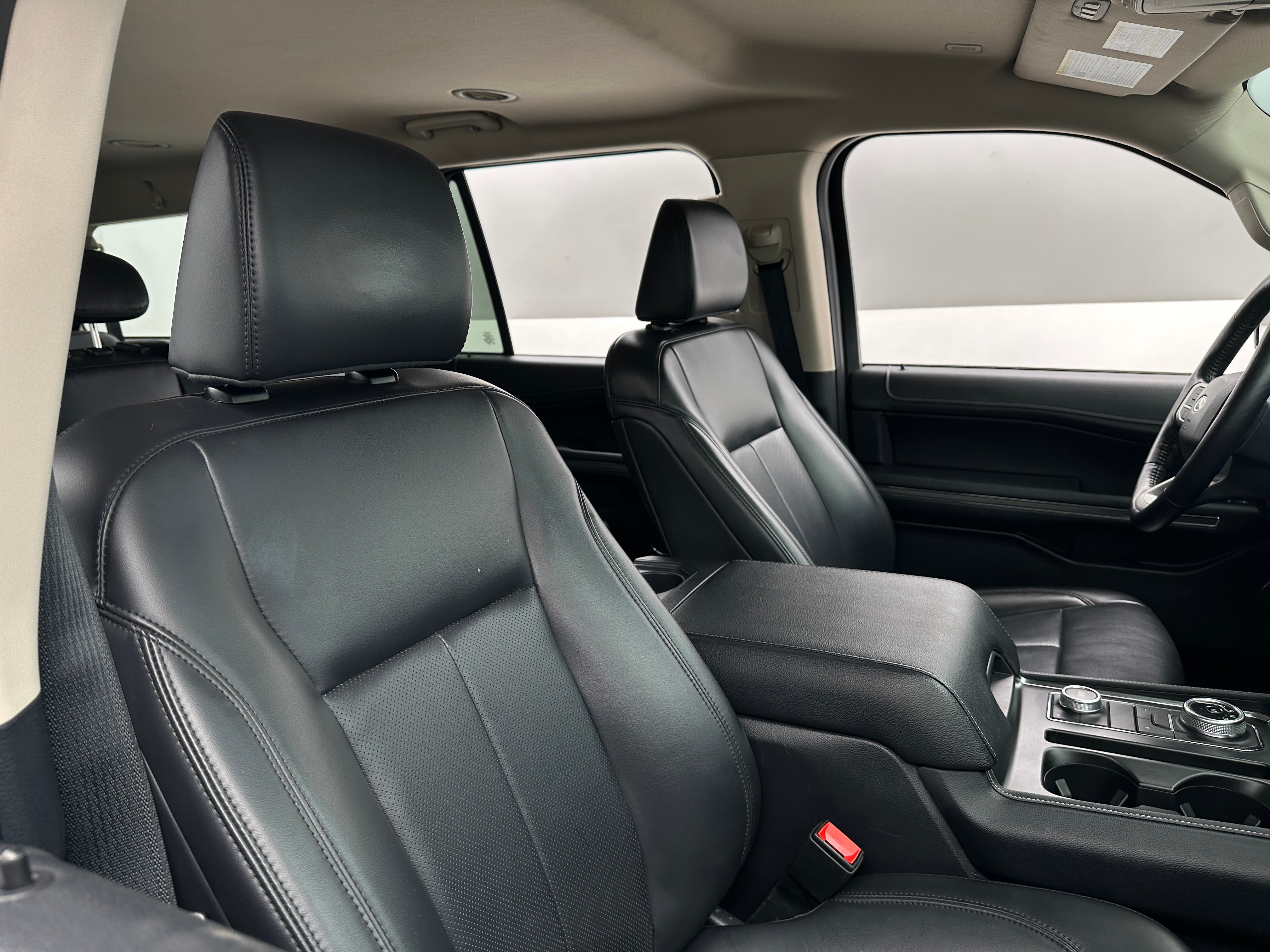 2024 Ford Expedition MAX XLT 2