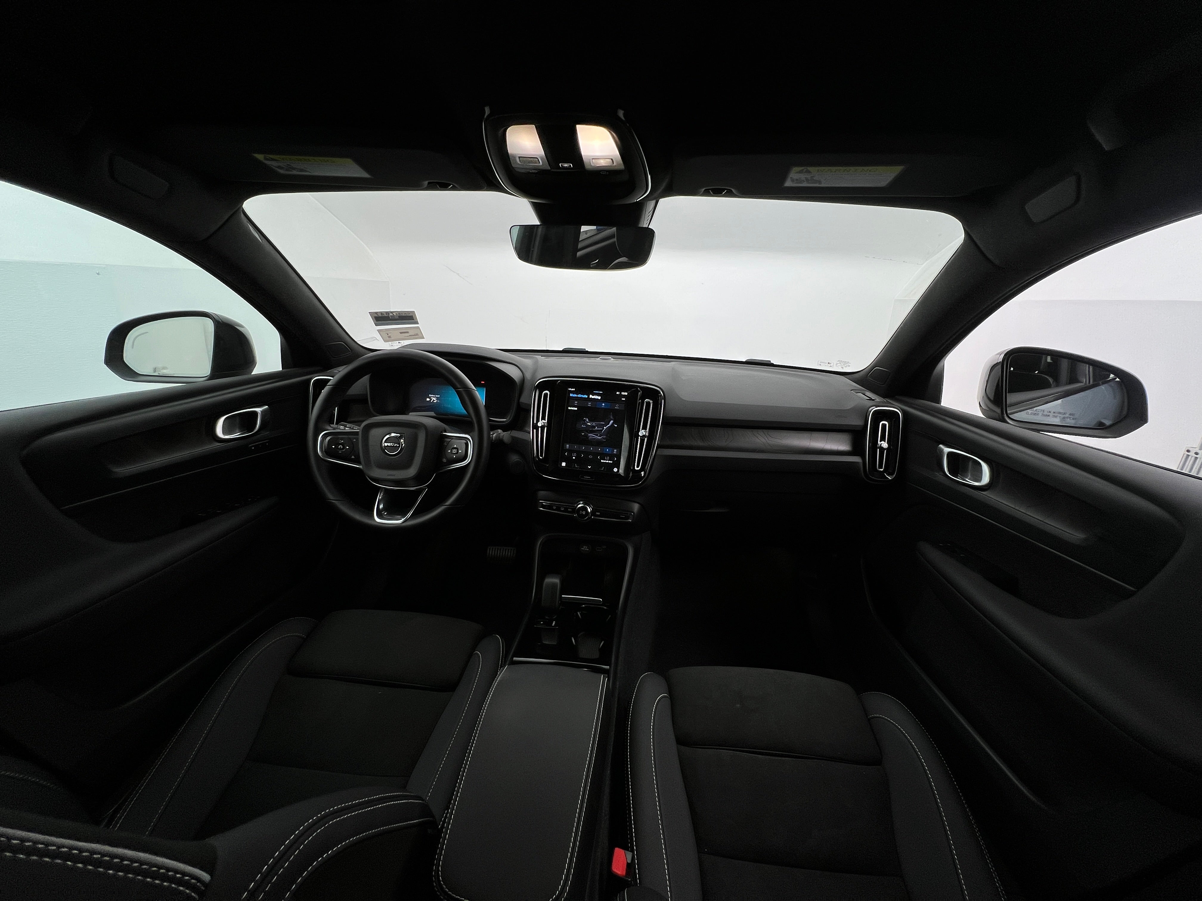 2023 Volvo C40 Plus 2