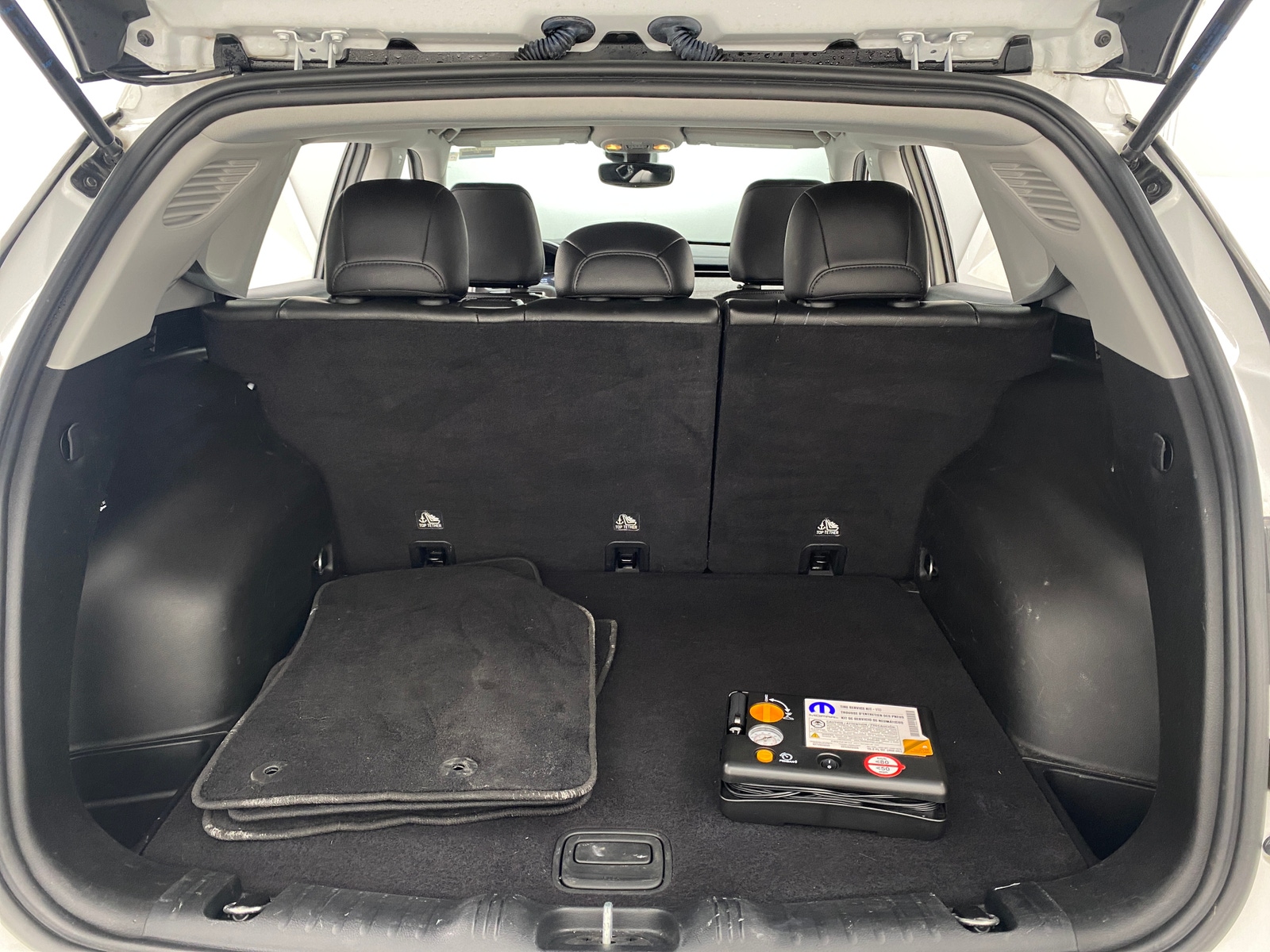 Thumbnail: 2022 Jeep Compass - 6