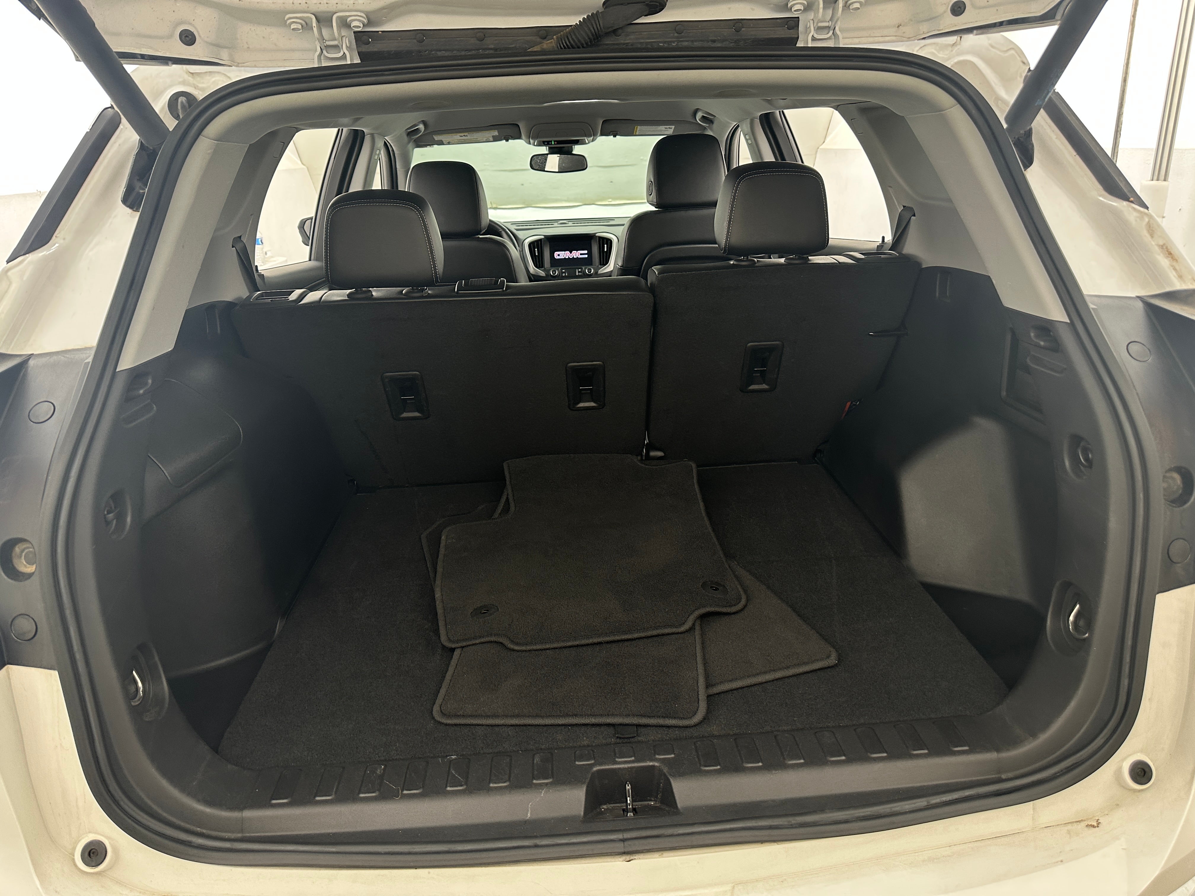 2024 GMC Terrain SLT 6