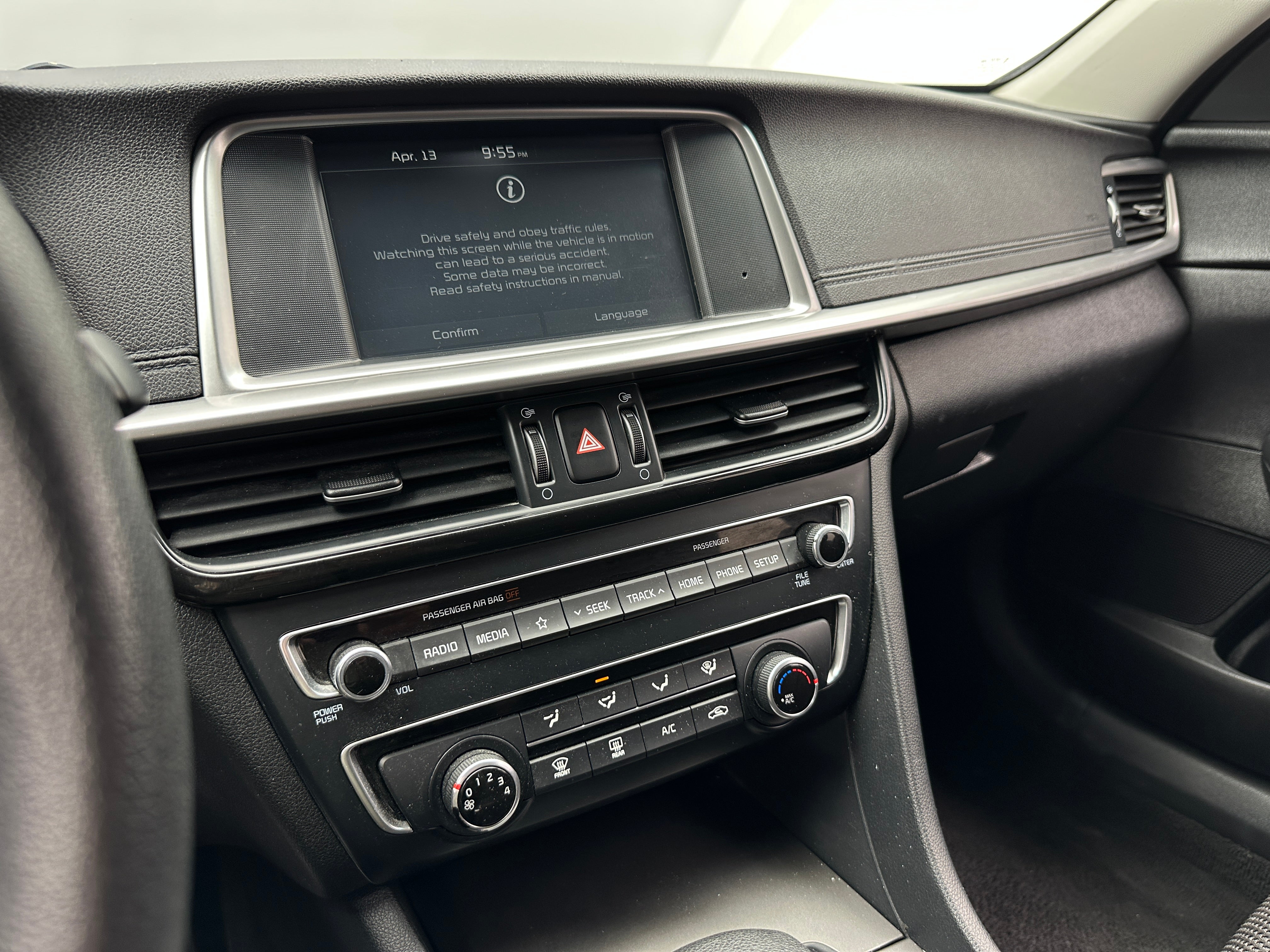 2019 Kia Optima LX 4