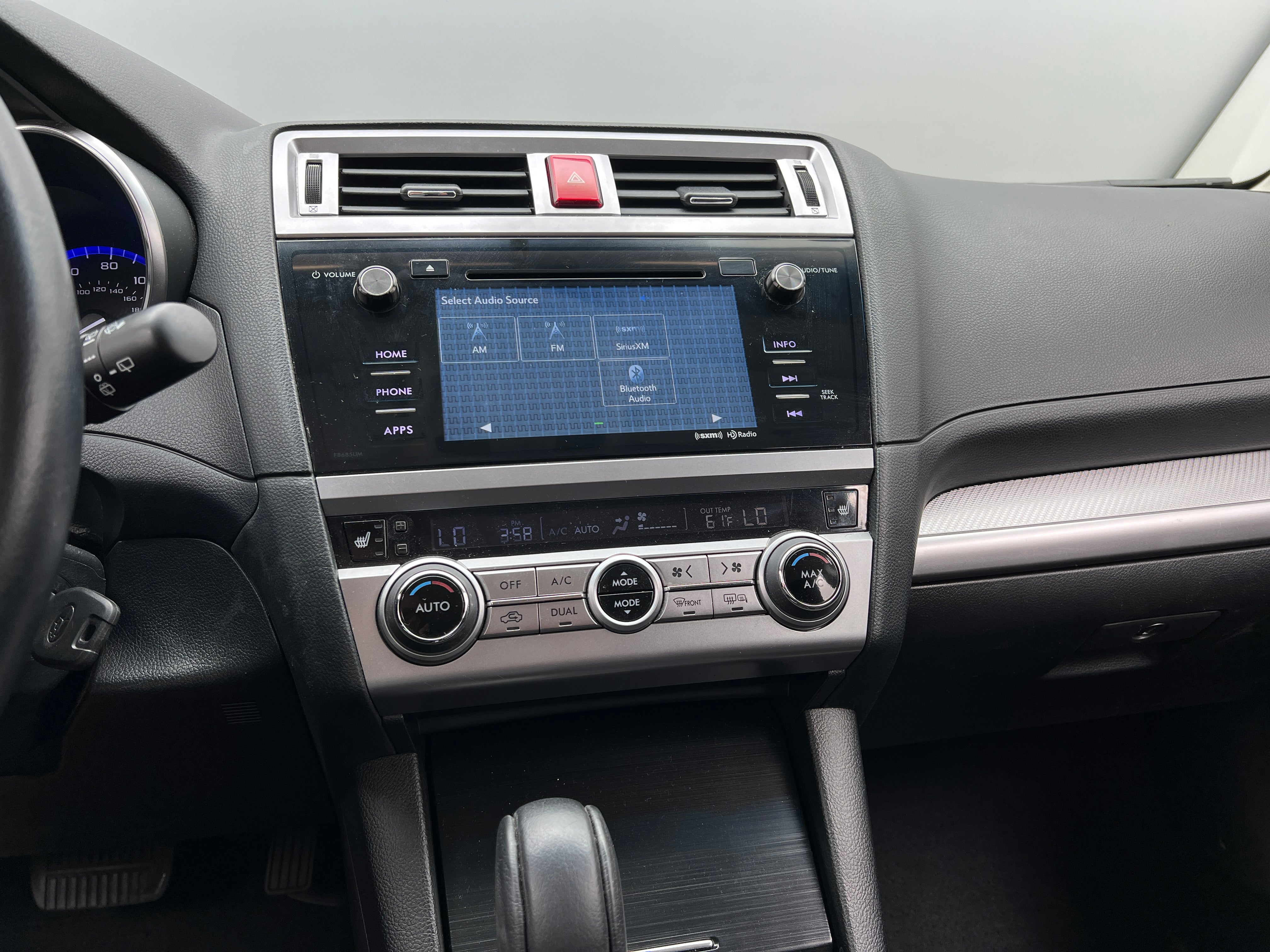 2016 Subaru Outback Premium 4