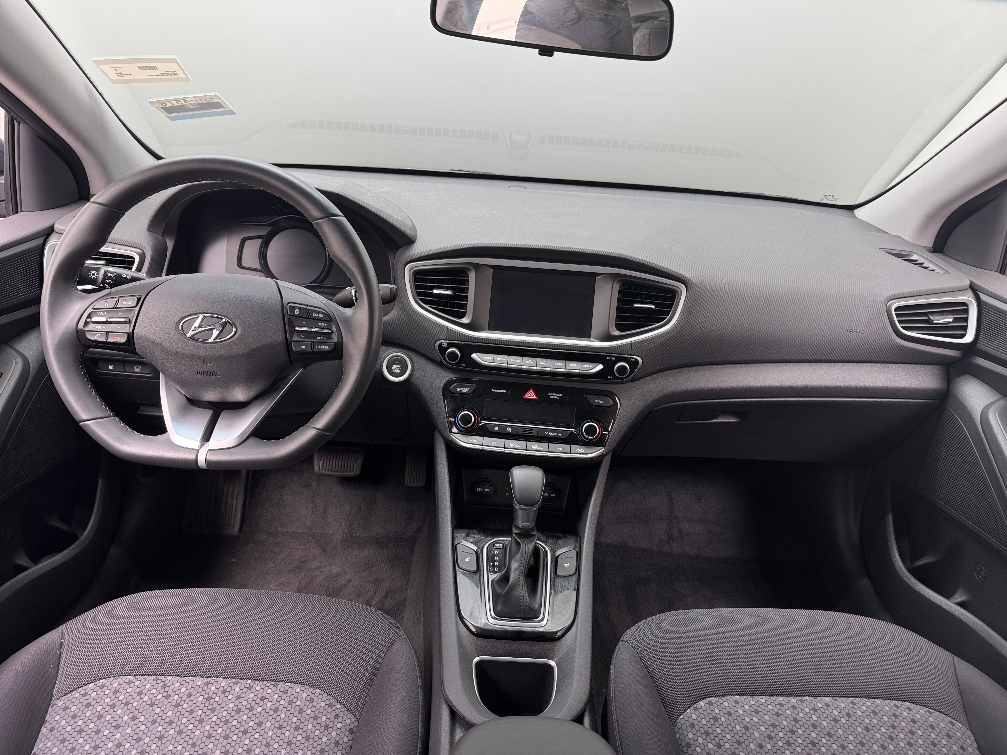 2017 Hyundai Ioniq SEL 3