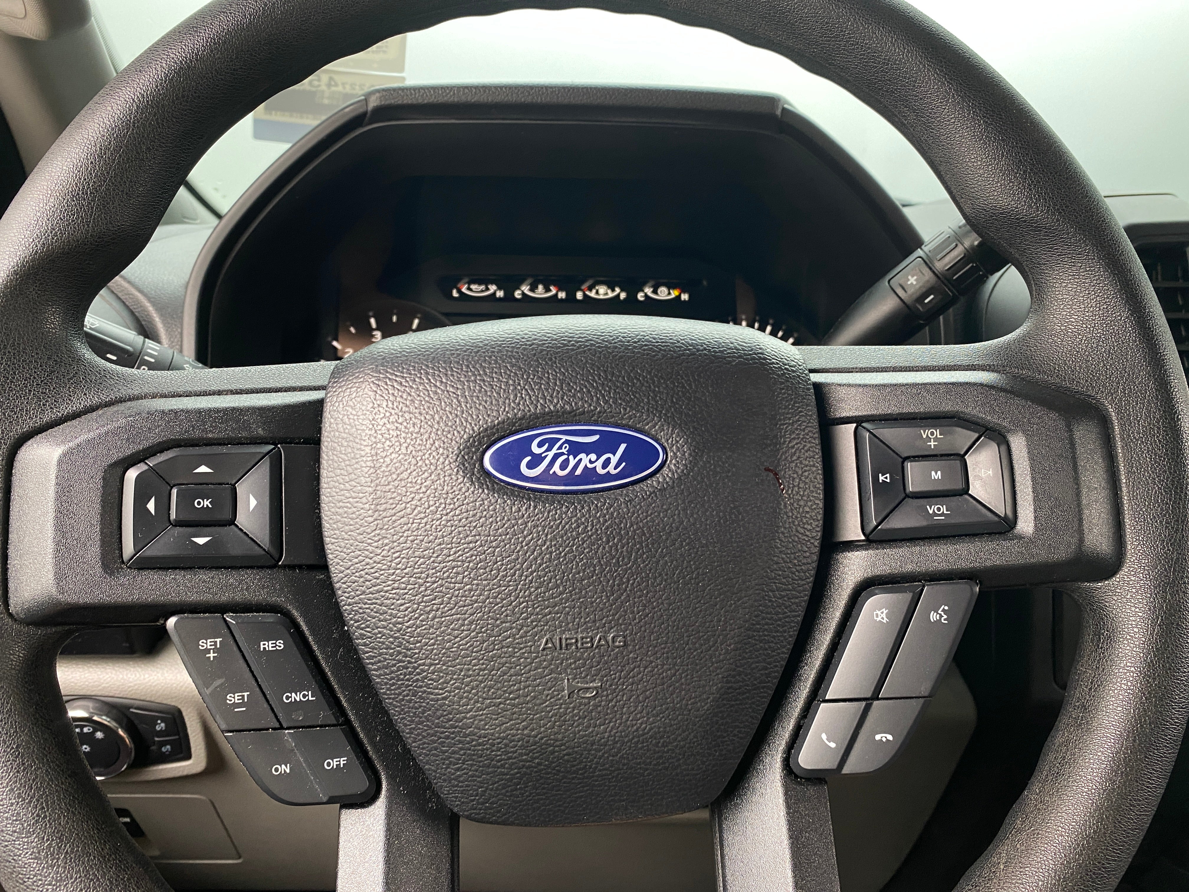 2020 Ford Econoline E-150 5