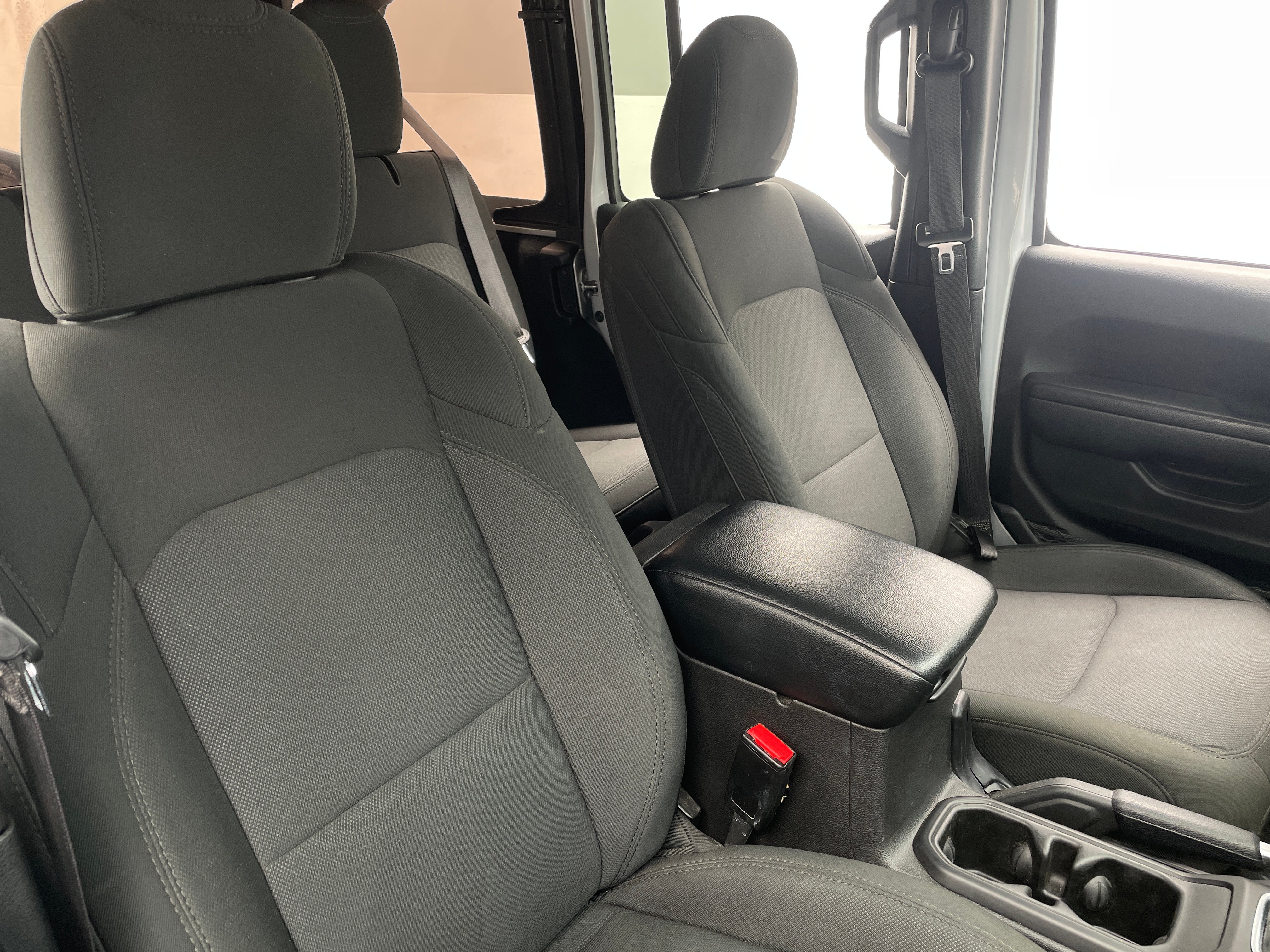 2023 Jeep Wrangler Unlimited Sport S 2
