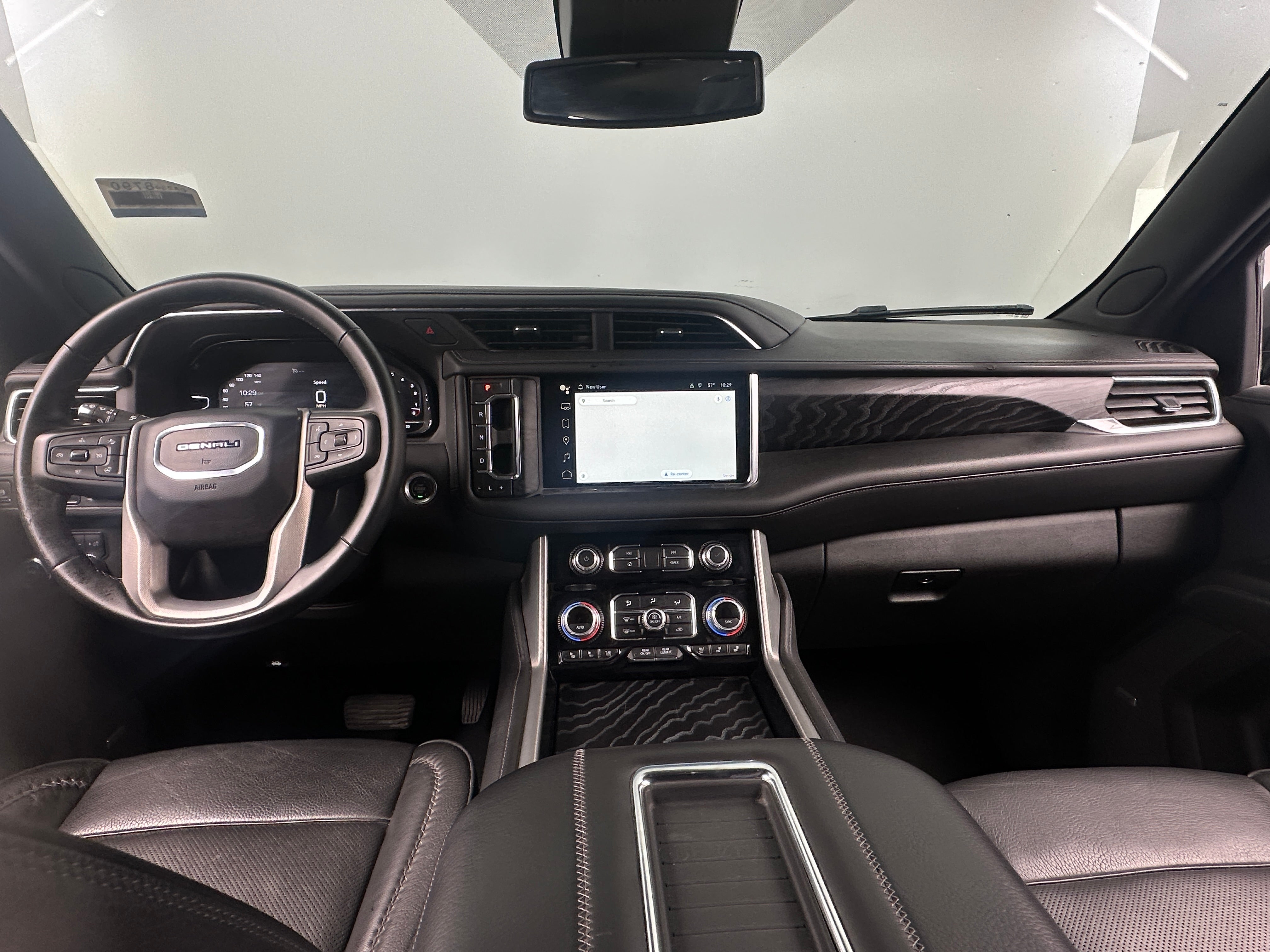 2023 GMC Yukon Denali 2