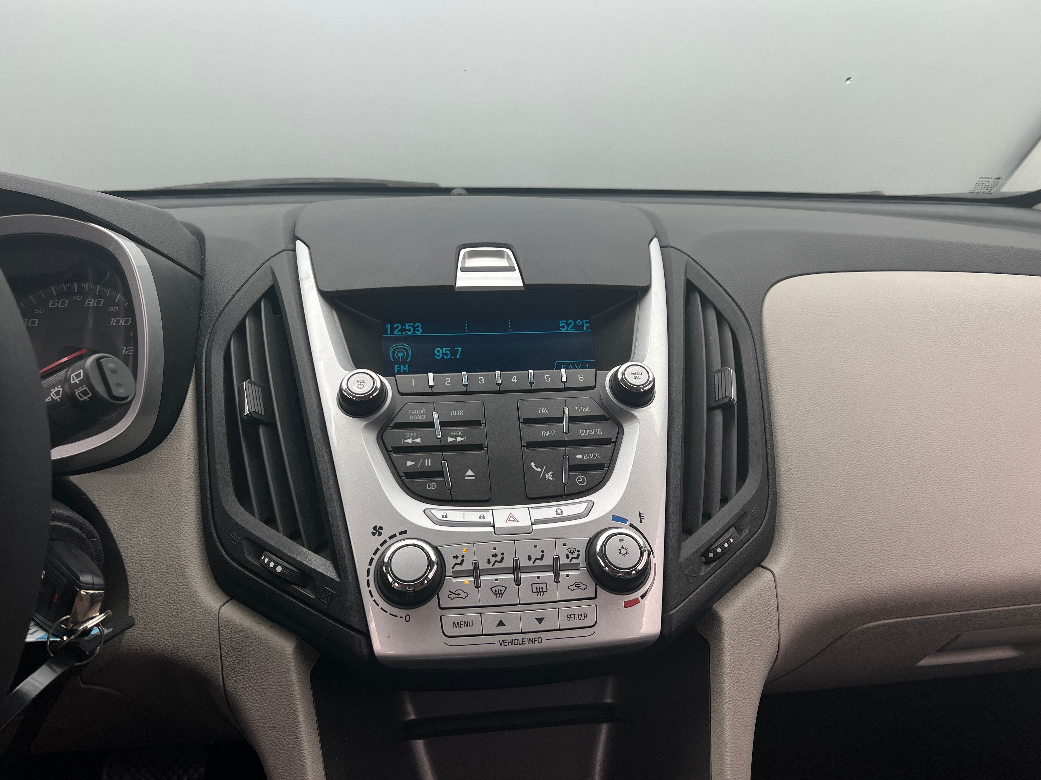 2010 Chevrolet Equinox LT 4