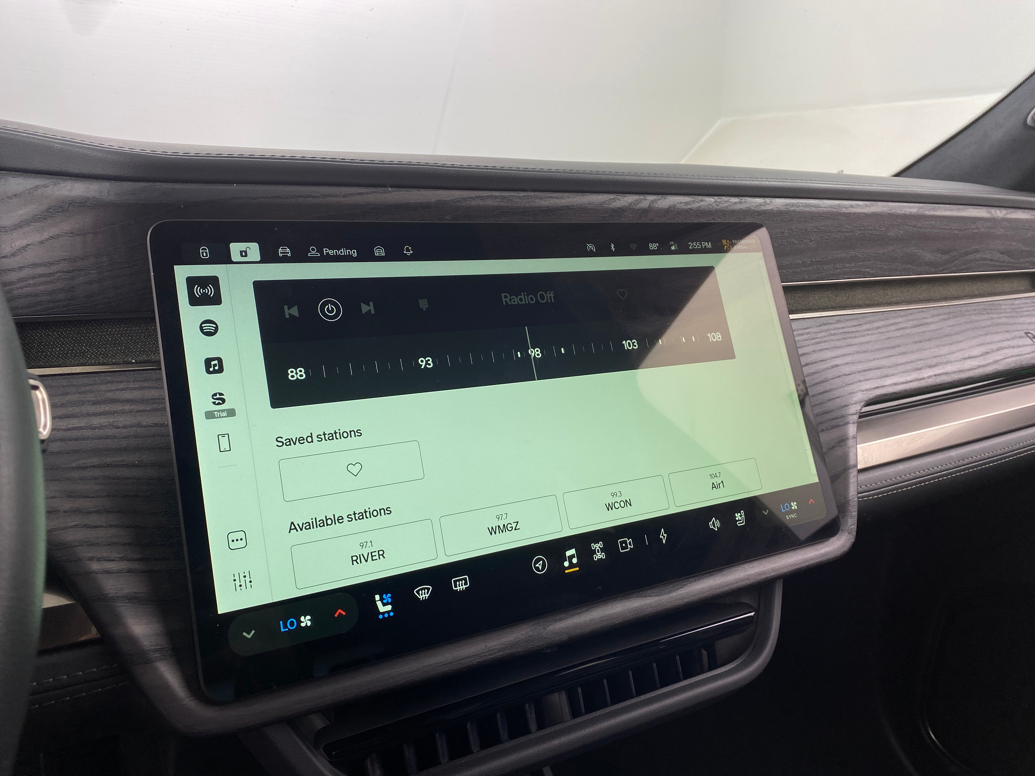 2022 Rivian R1T Launch Edition 3