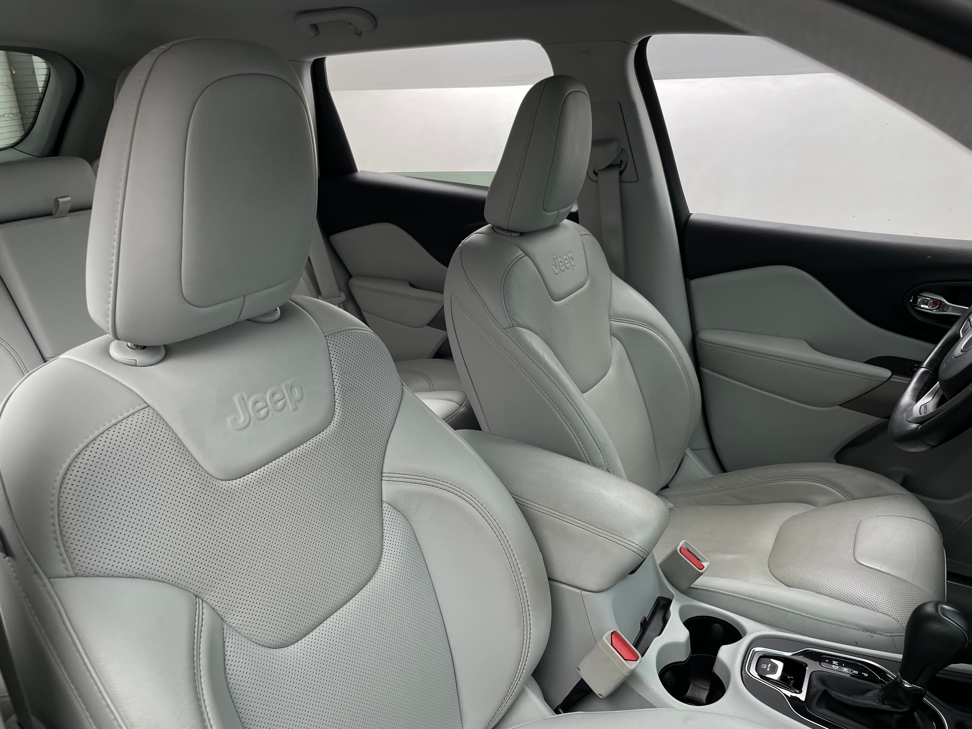 2020 Jeep Cherokee Limited Edition 2