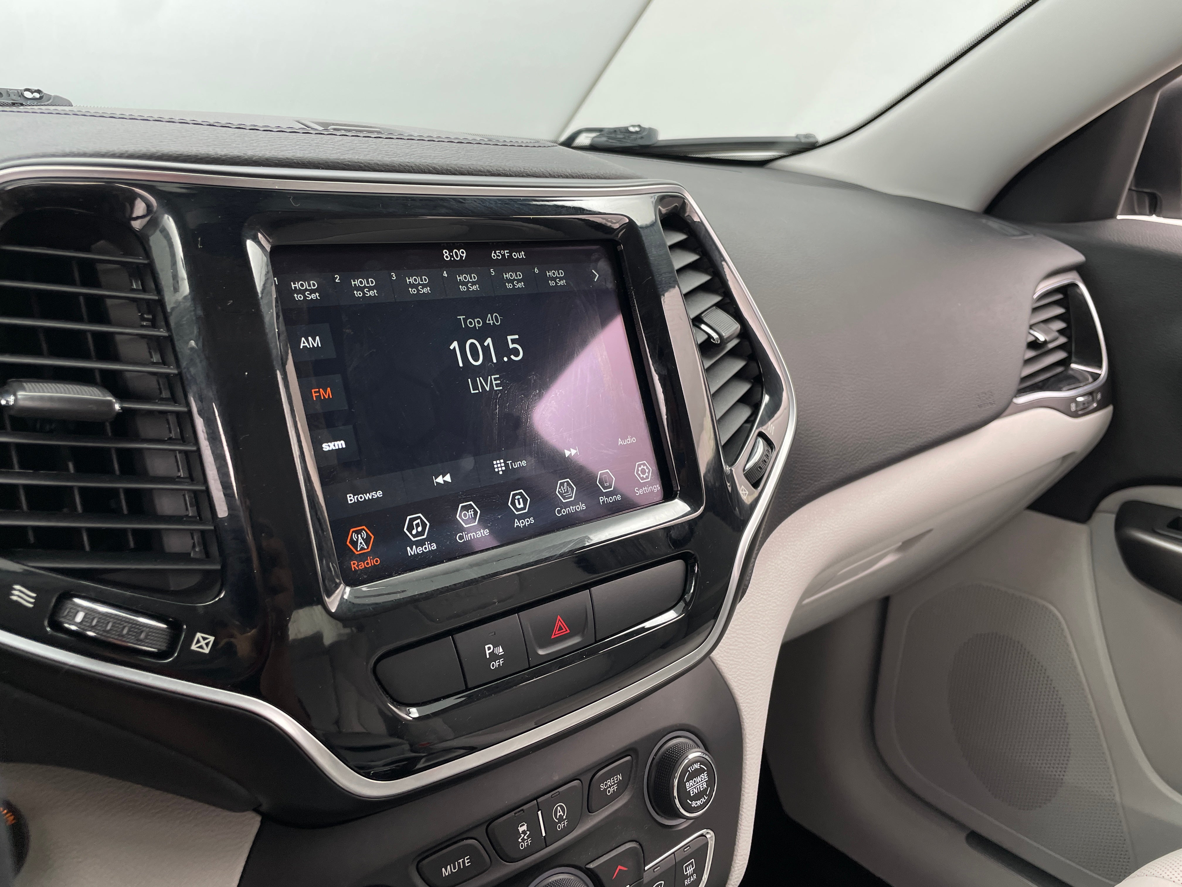 2020 Jeep Cherokee Limited Edition 4