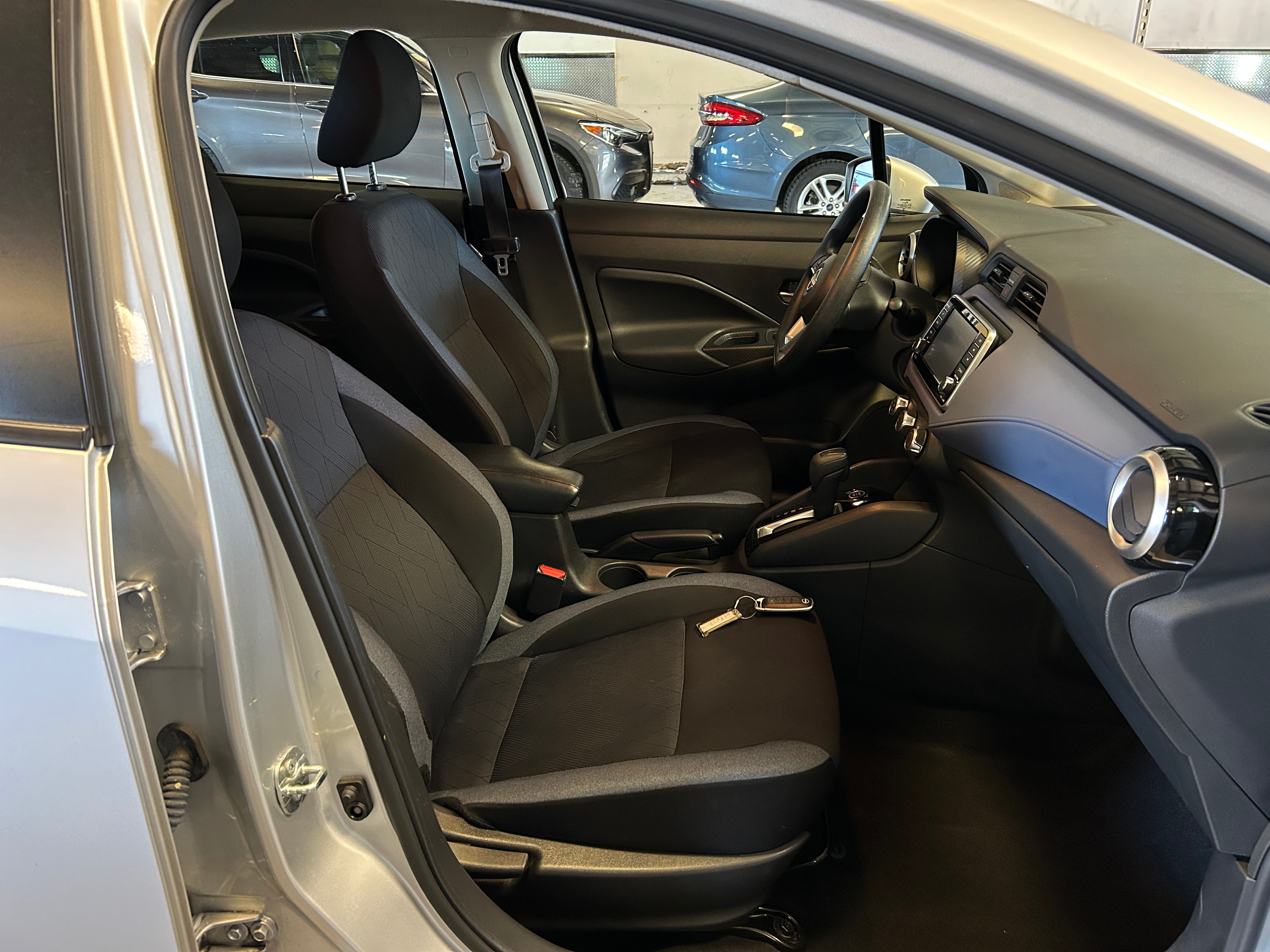 2023 Nissan Versa SV 2