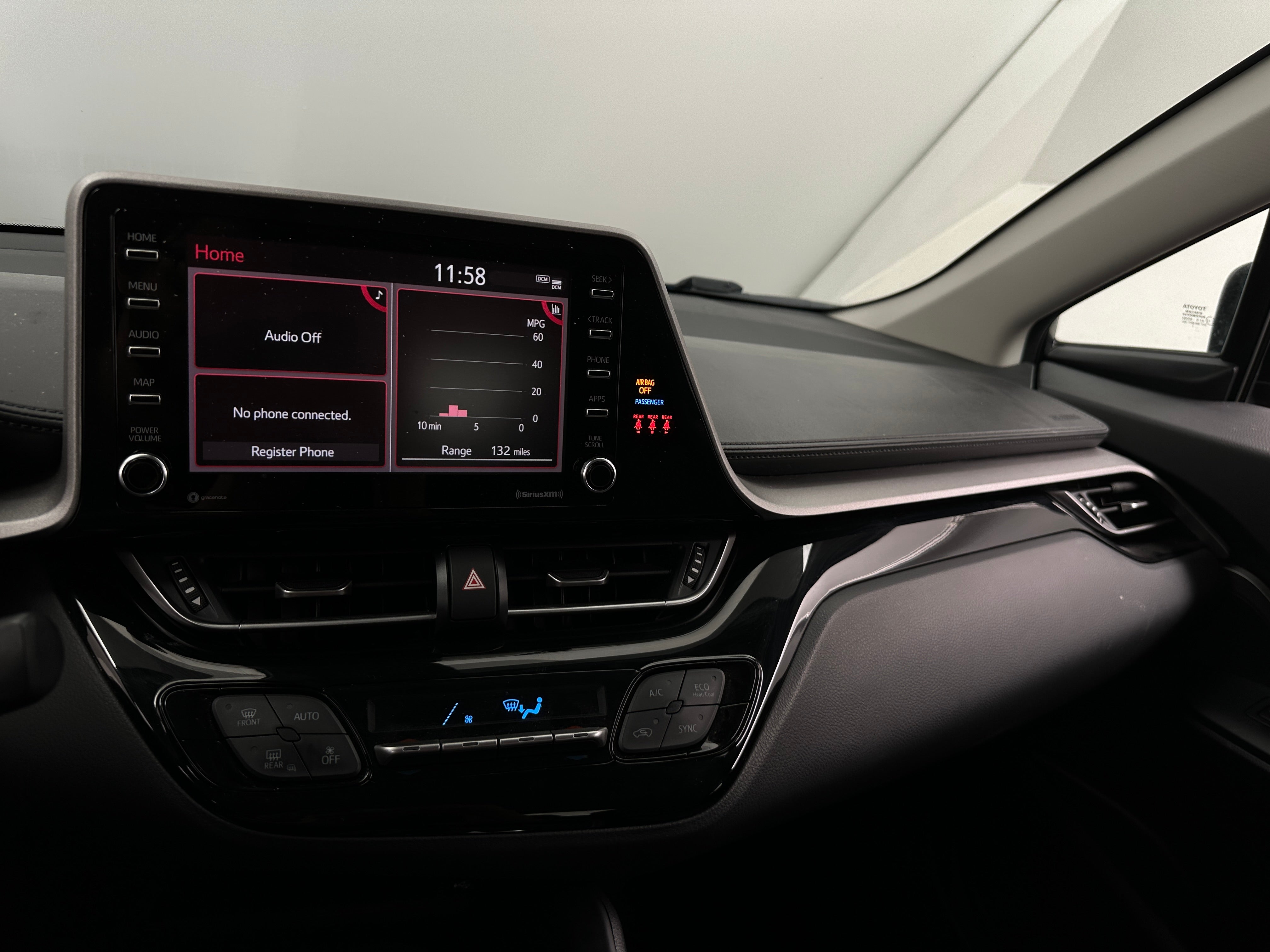 2021 Toyota C-HR LE 4