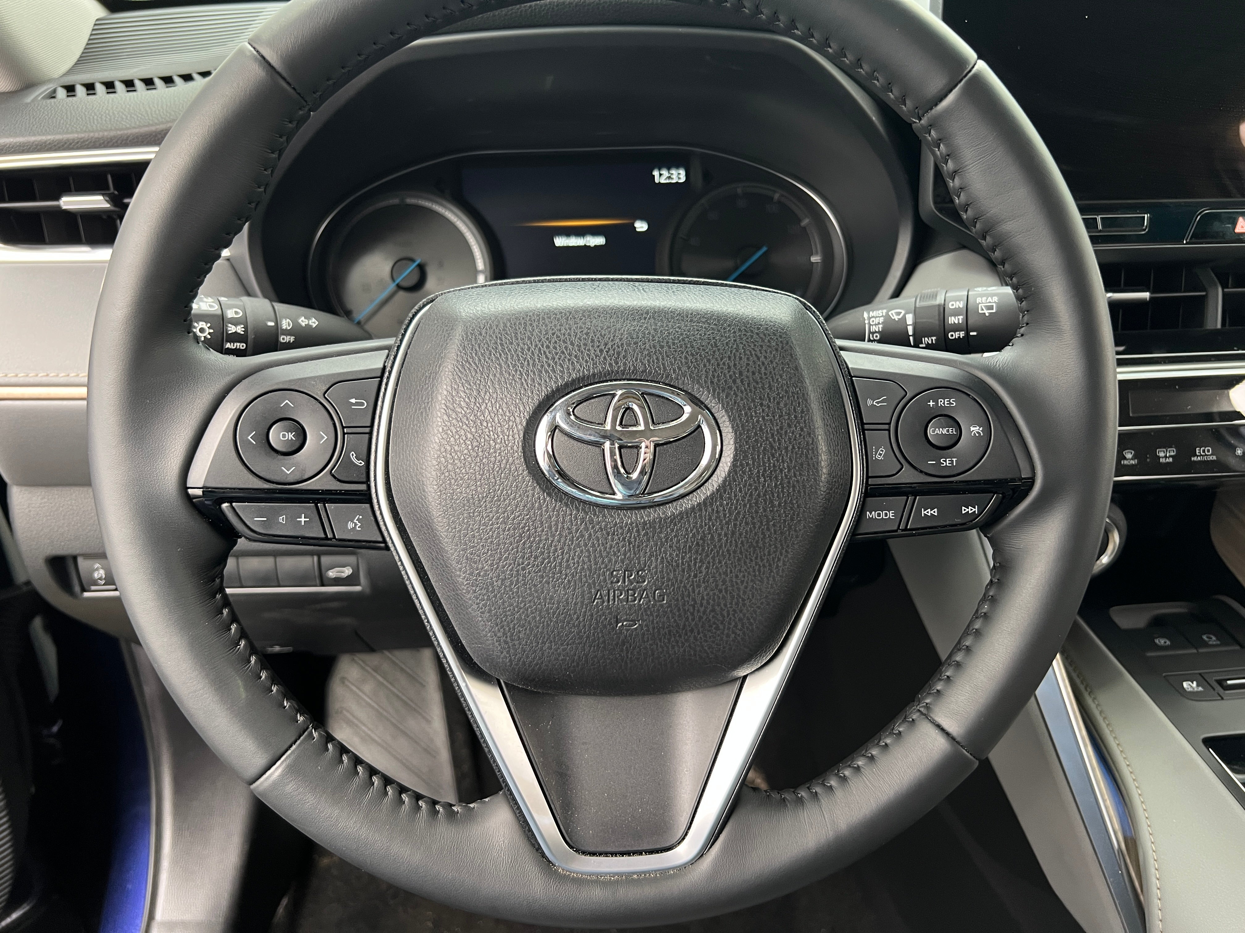 2024 Toyota Venza XLE 4