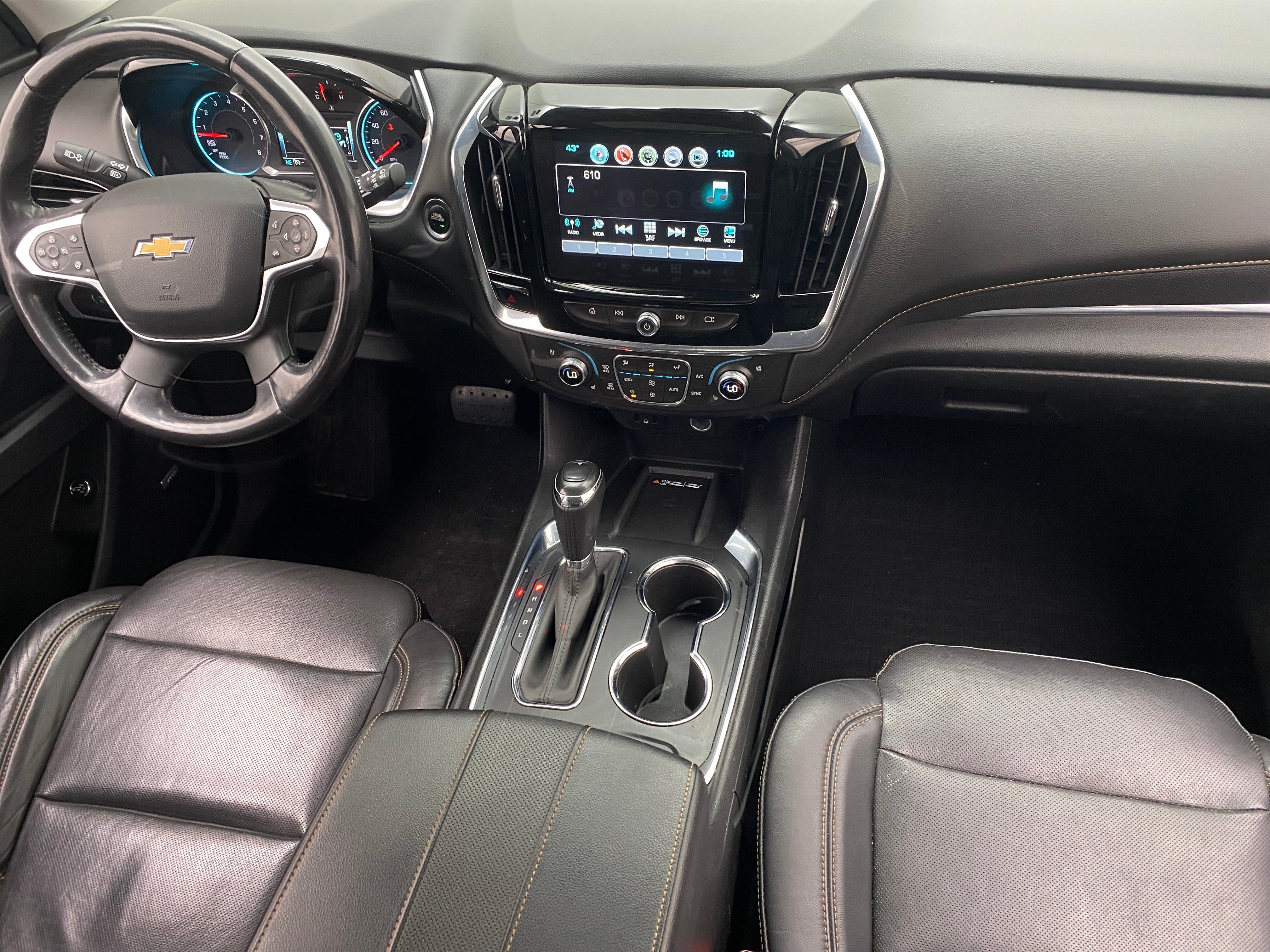 2018 Chevrolet Traverse Premier 2