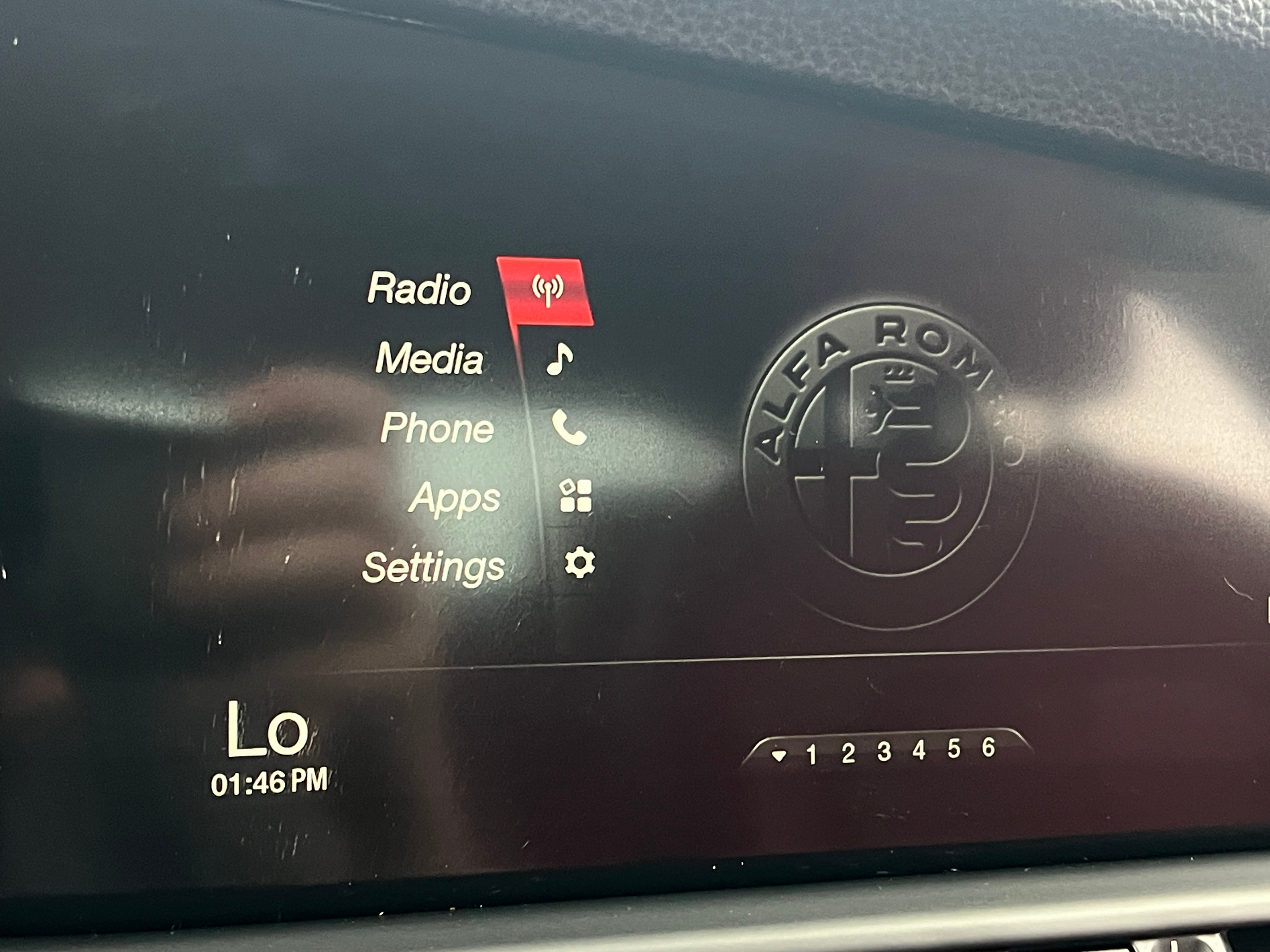 2017 Alfa Romeo Giulia Base 3