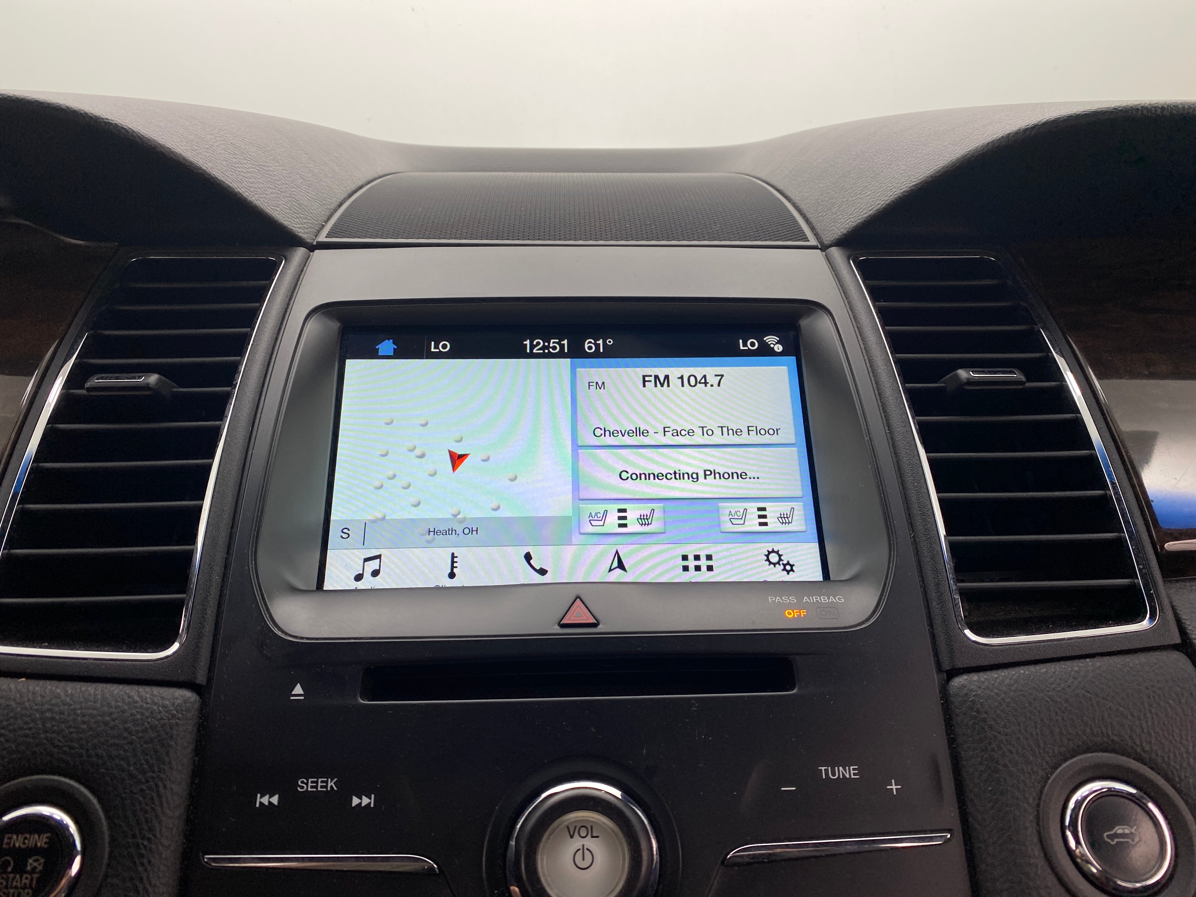2016 Ford Taurus Limited Edition 3