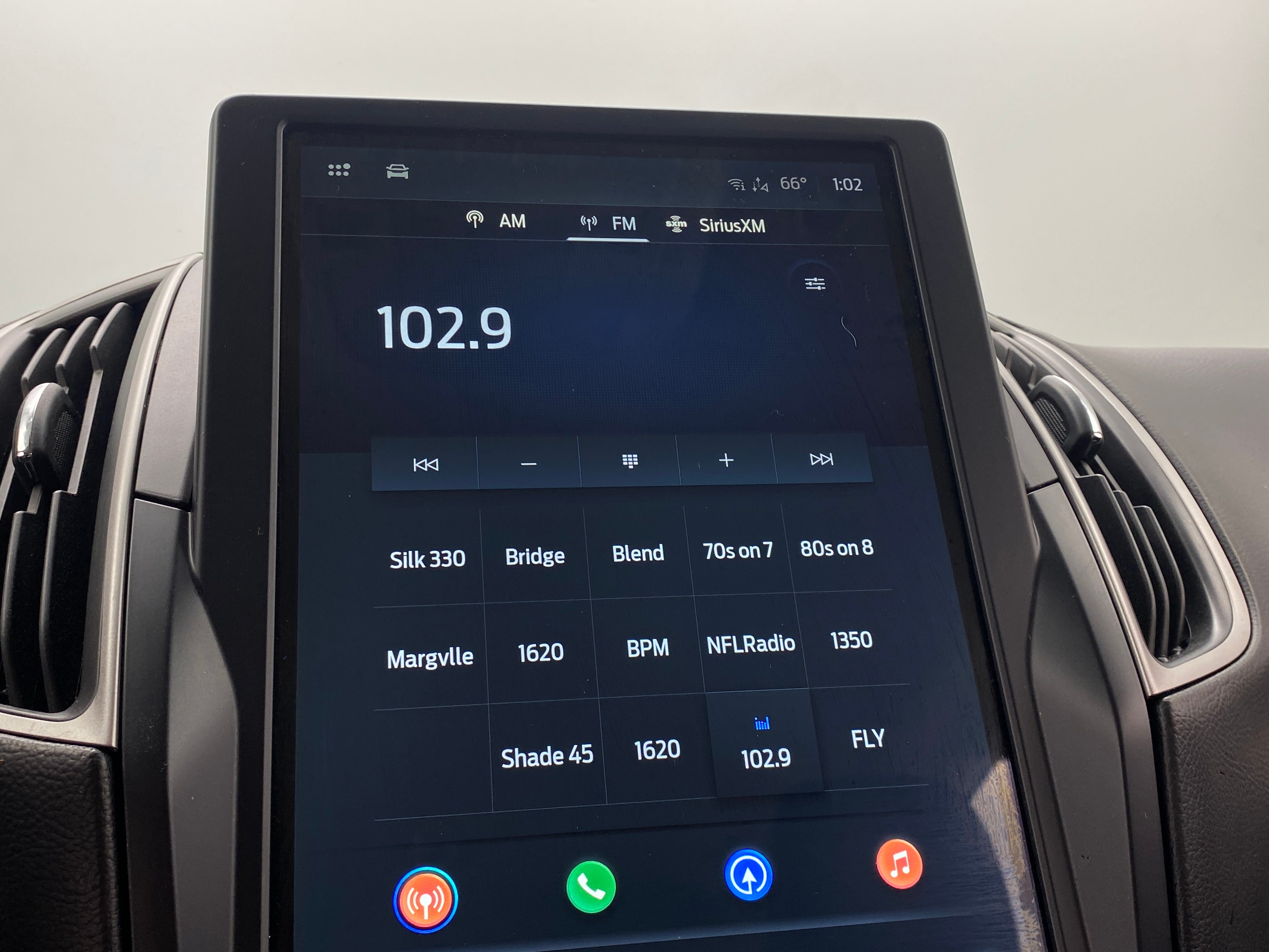 2023 Ford Edge SEL 3