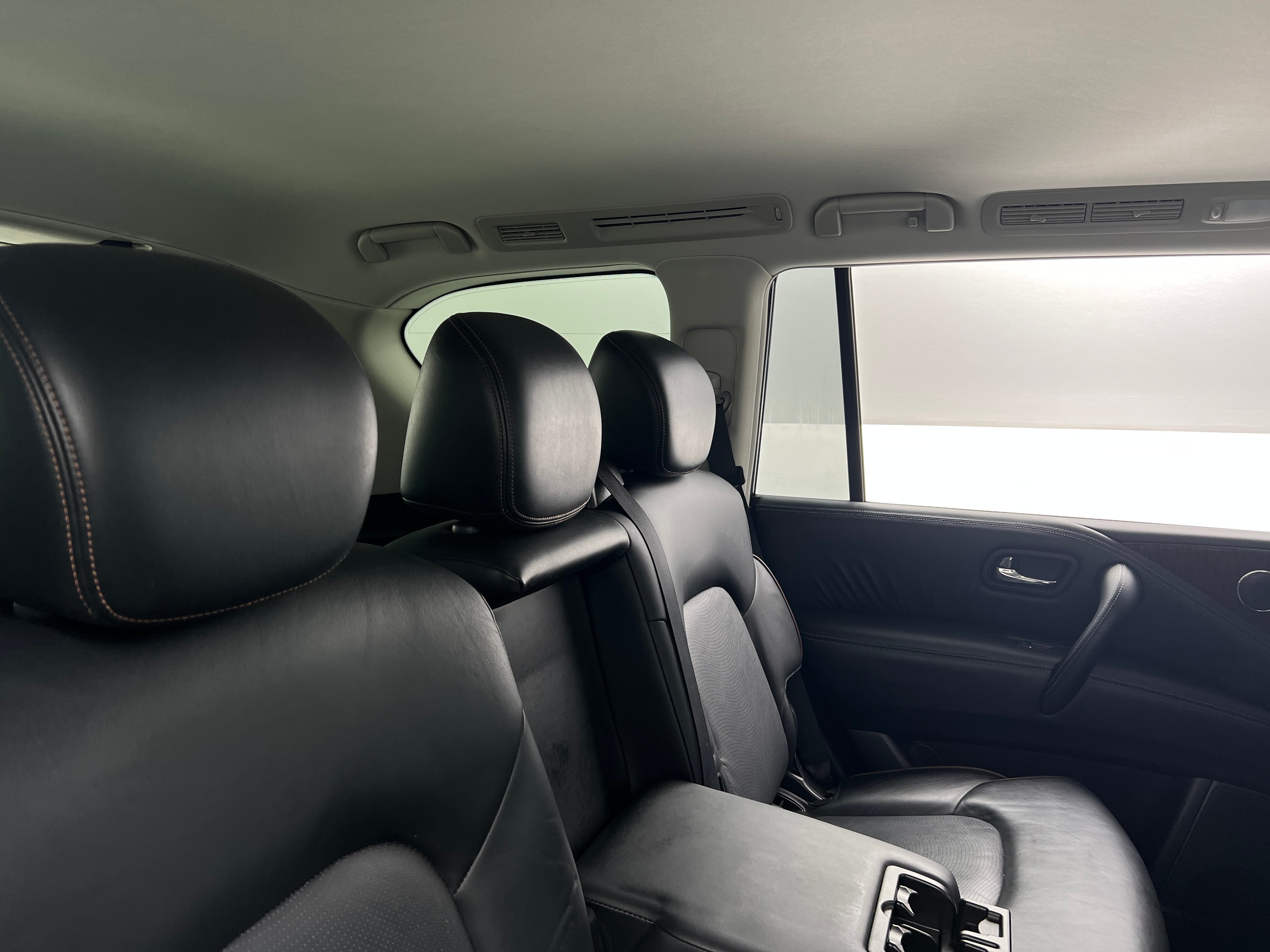 2019 Nissan Armada SL 5