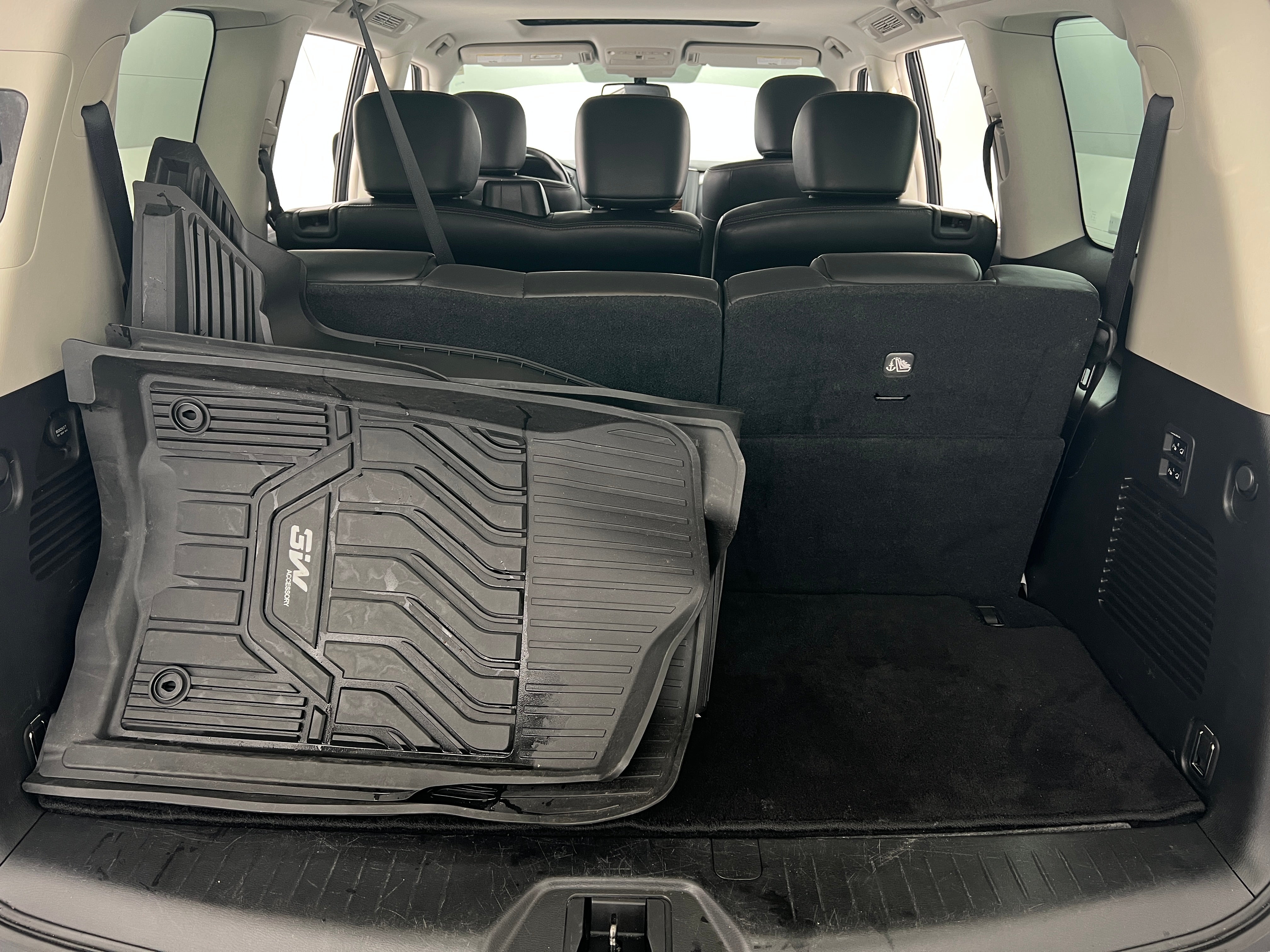 2019 Nissan Armada SL 6