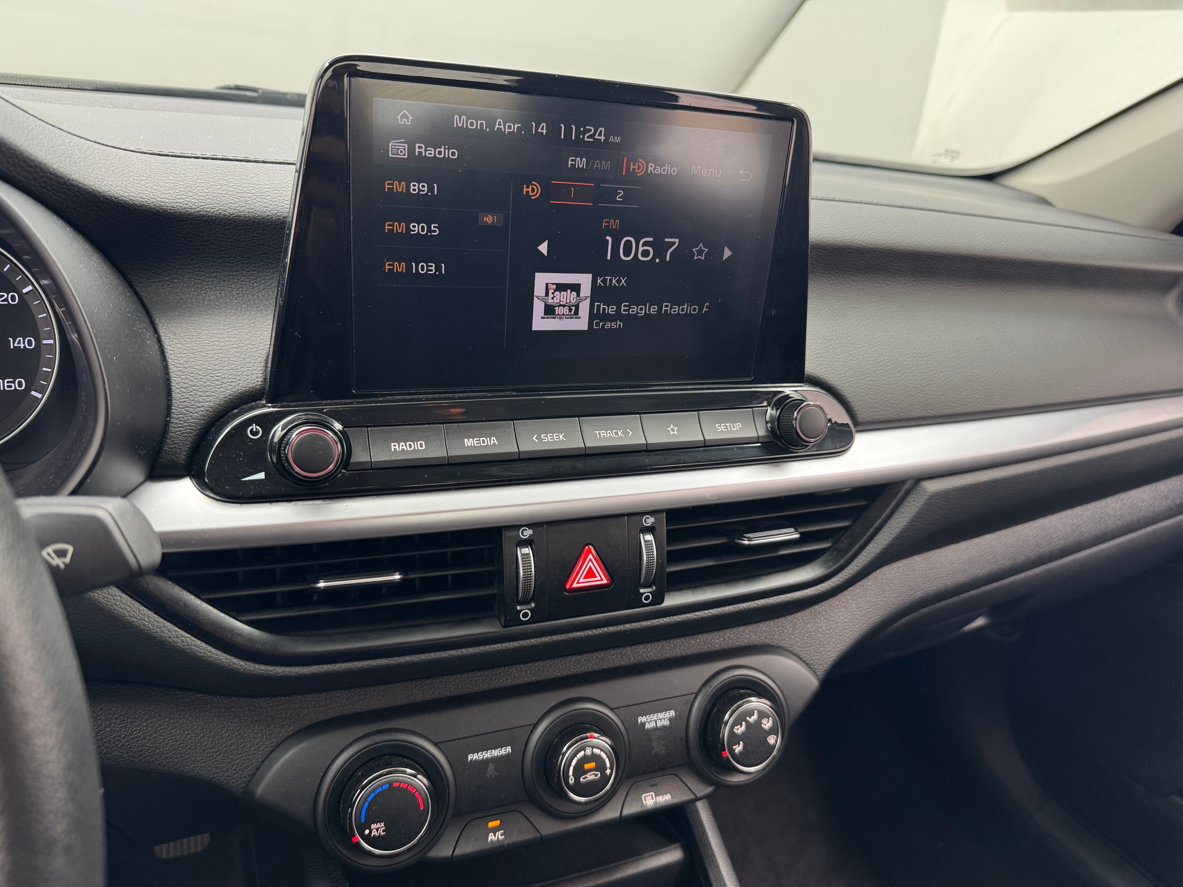 2024 Kia Forte LXS 4