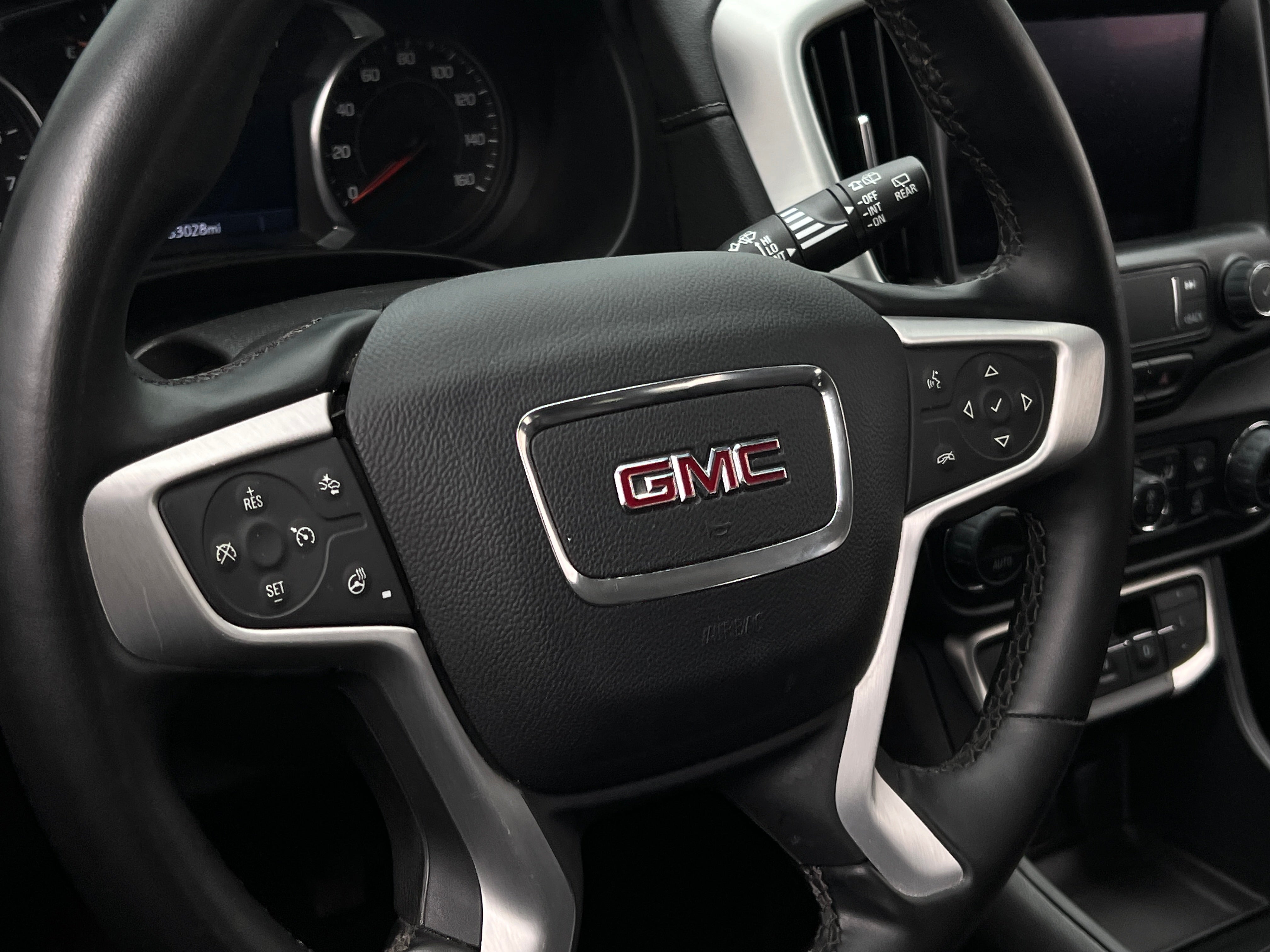 2023 GMC Terrain SLT 4