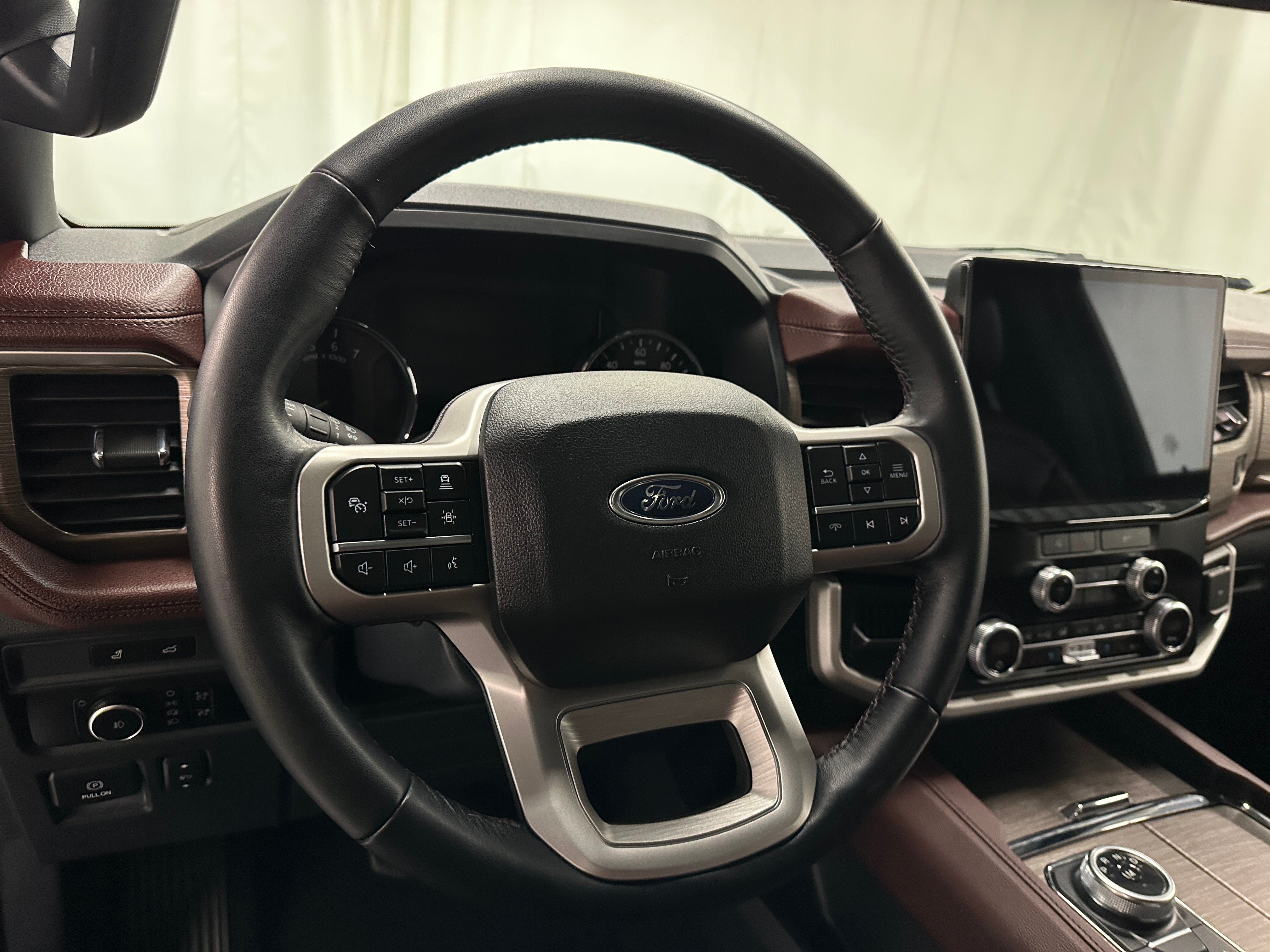 2024 Ford Expedition Limited 4