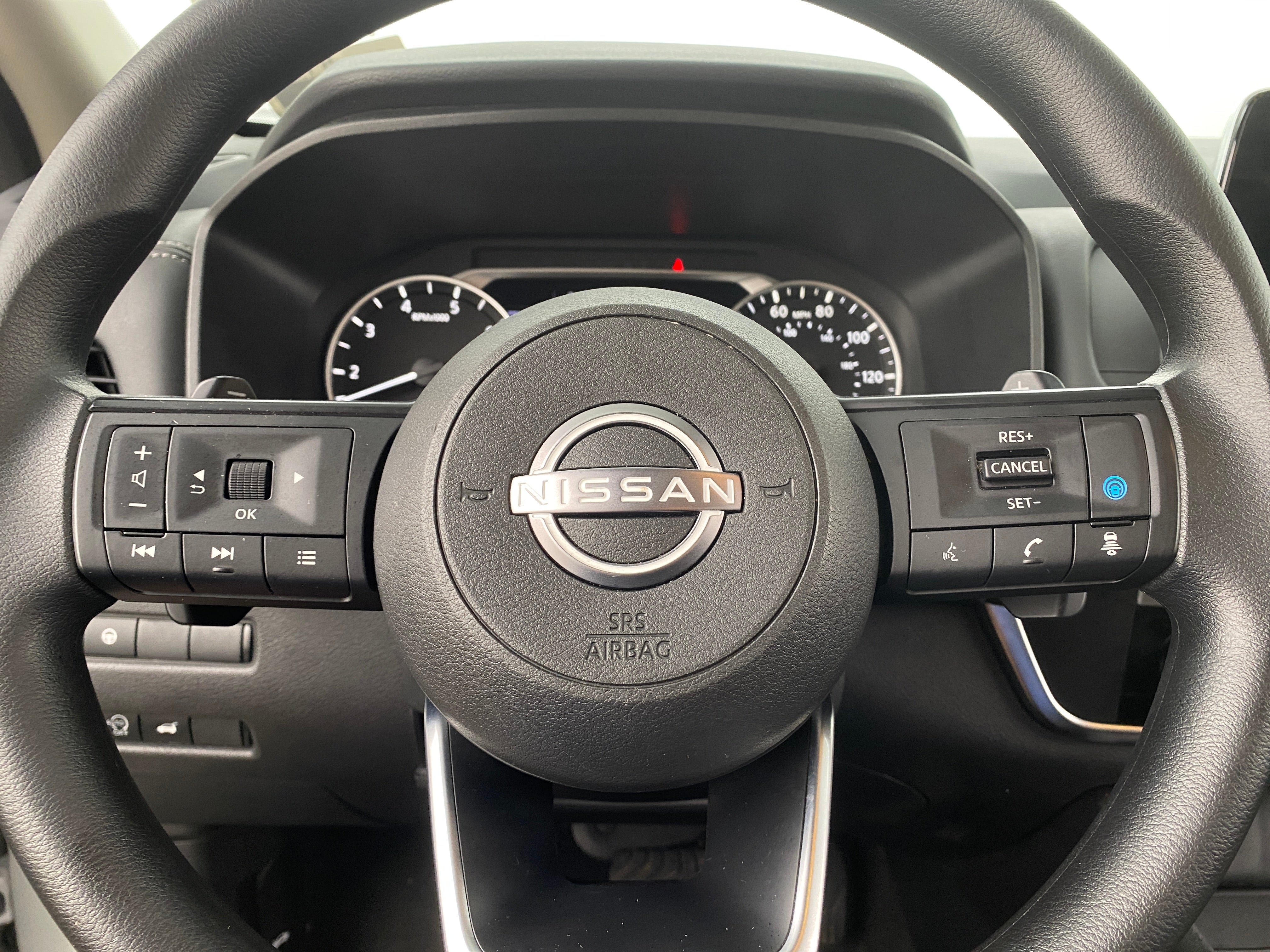 2024 Nissan Rogue SV 5