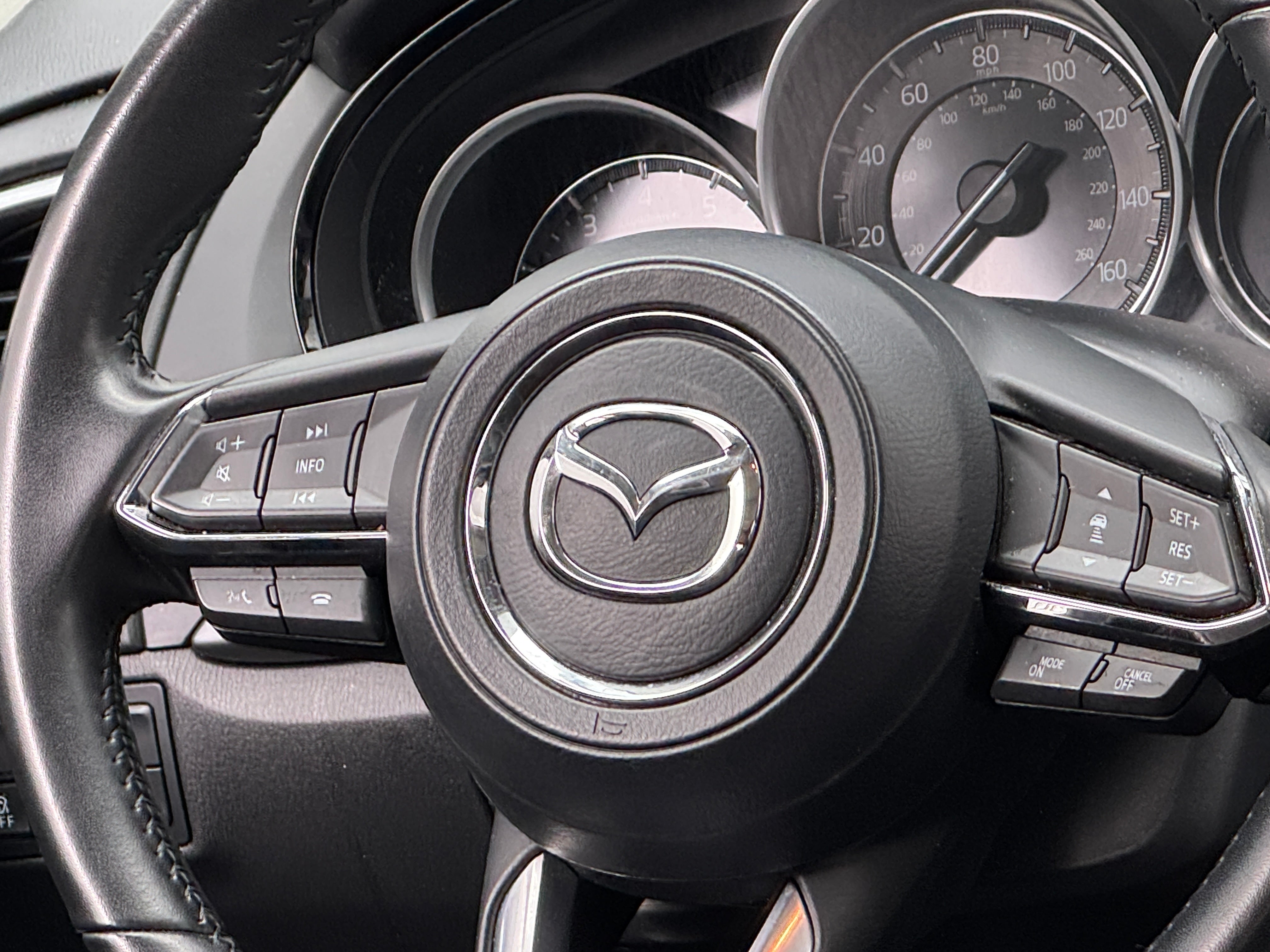 2023 Mazda CX-9 Touring 4