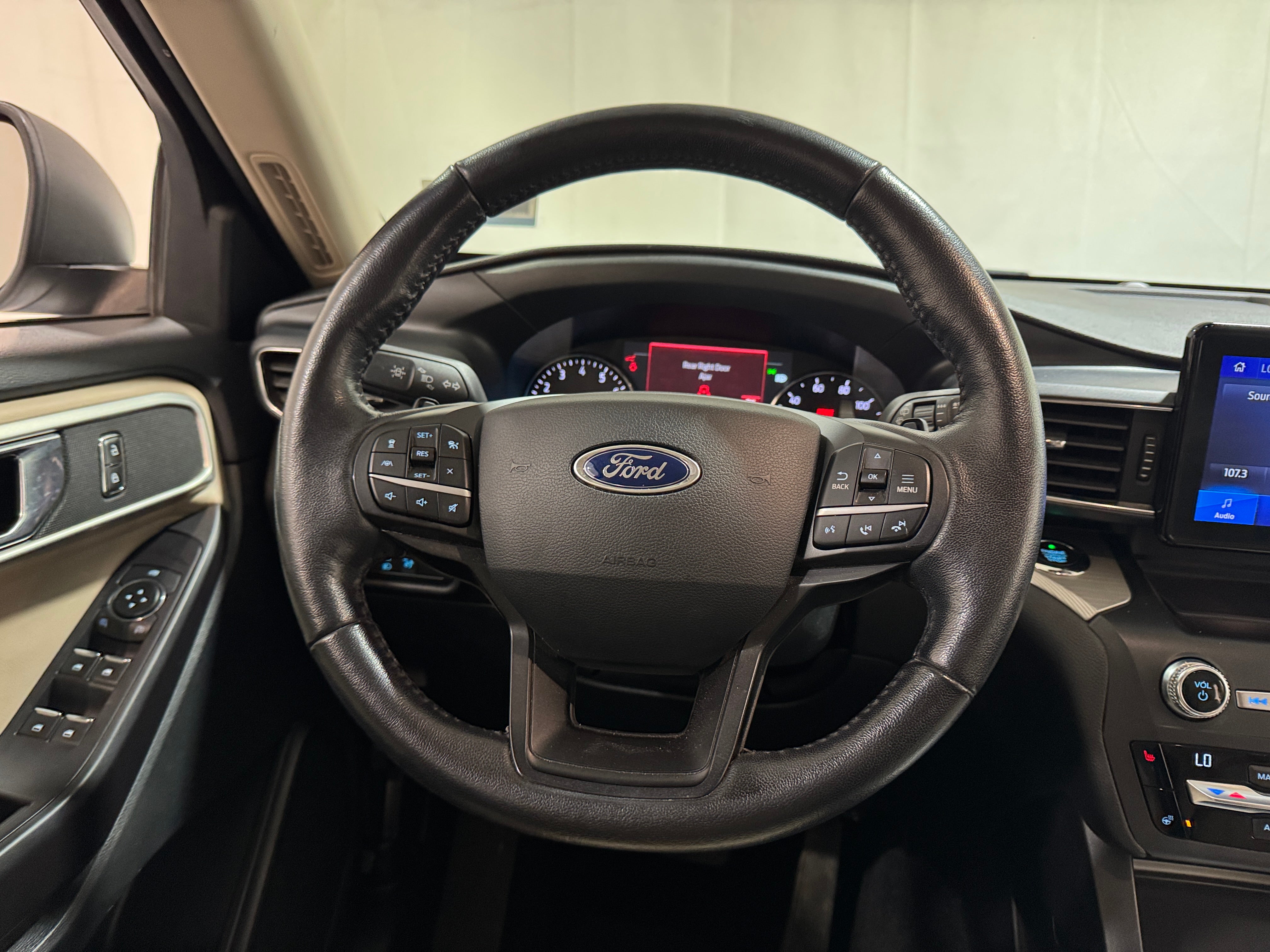 2020 Ford Explorer XLT 5