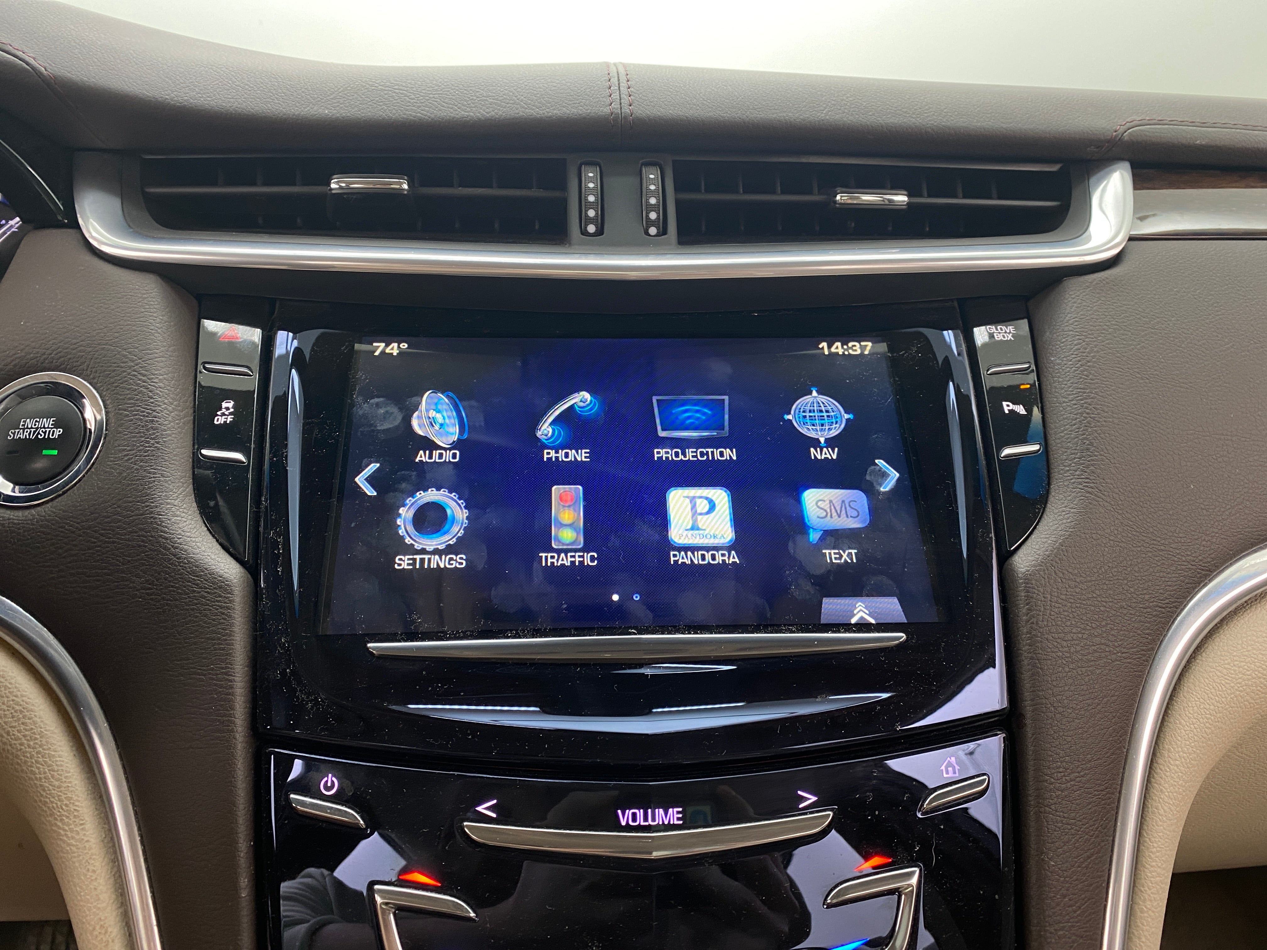 2016 Cadillac XTS Luxury 3