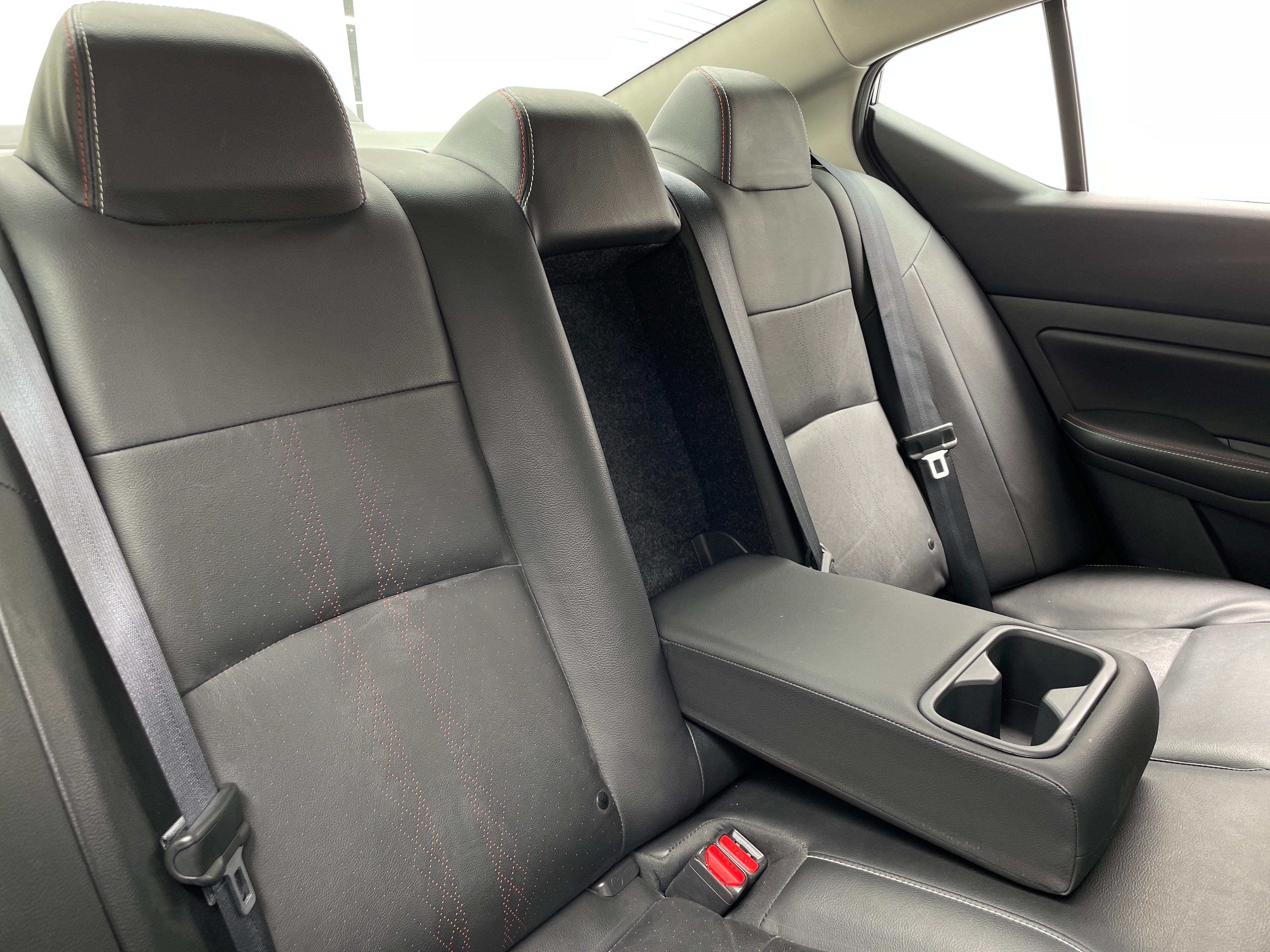 2023 Nissan Altima SR 6