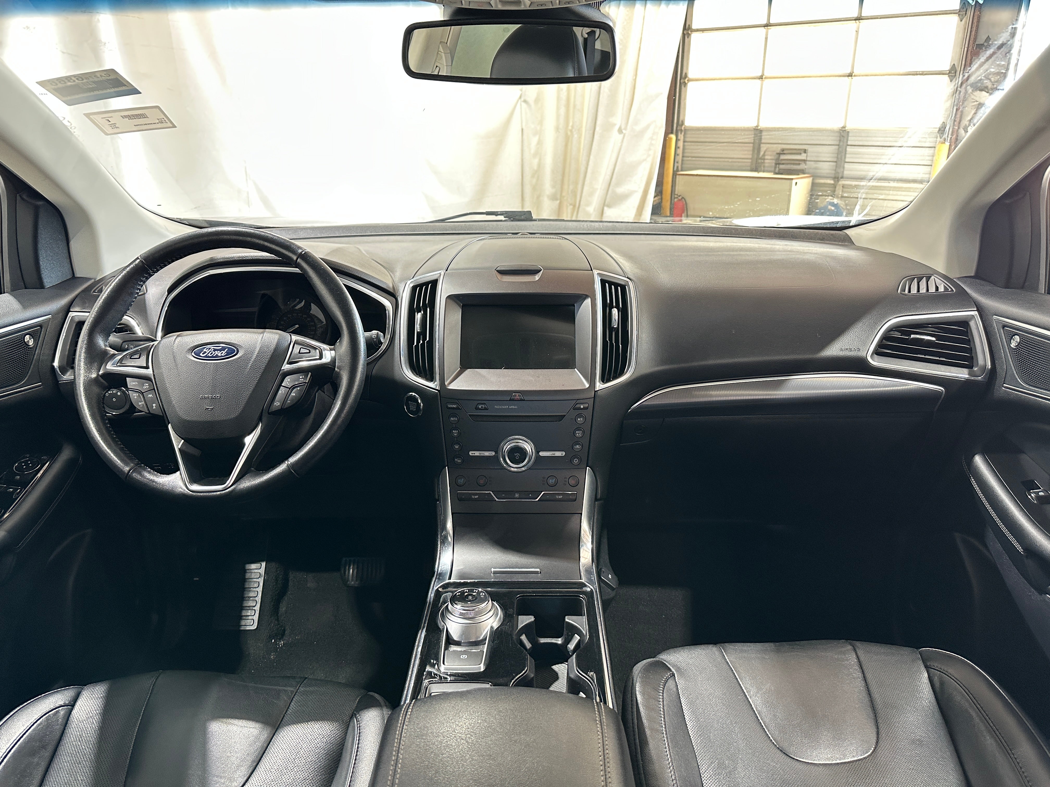 2019 Ford Edge Titanium 2