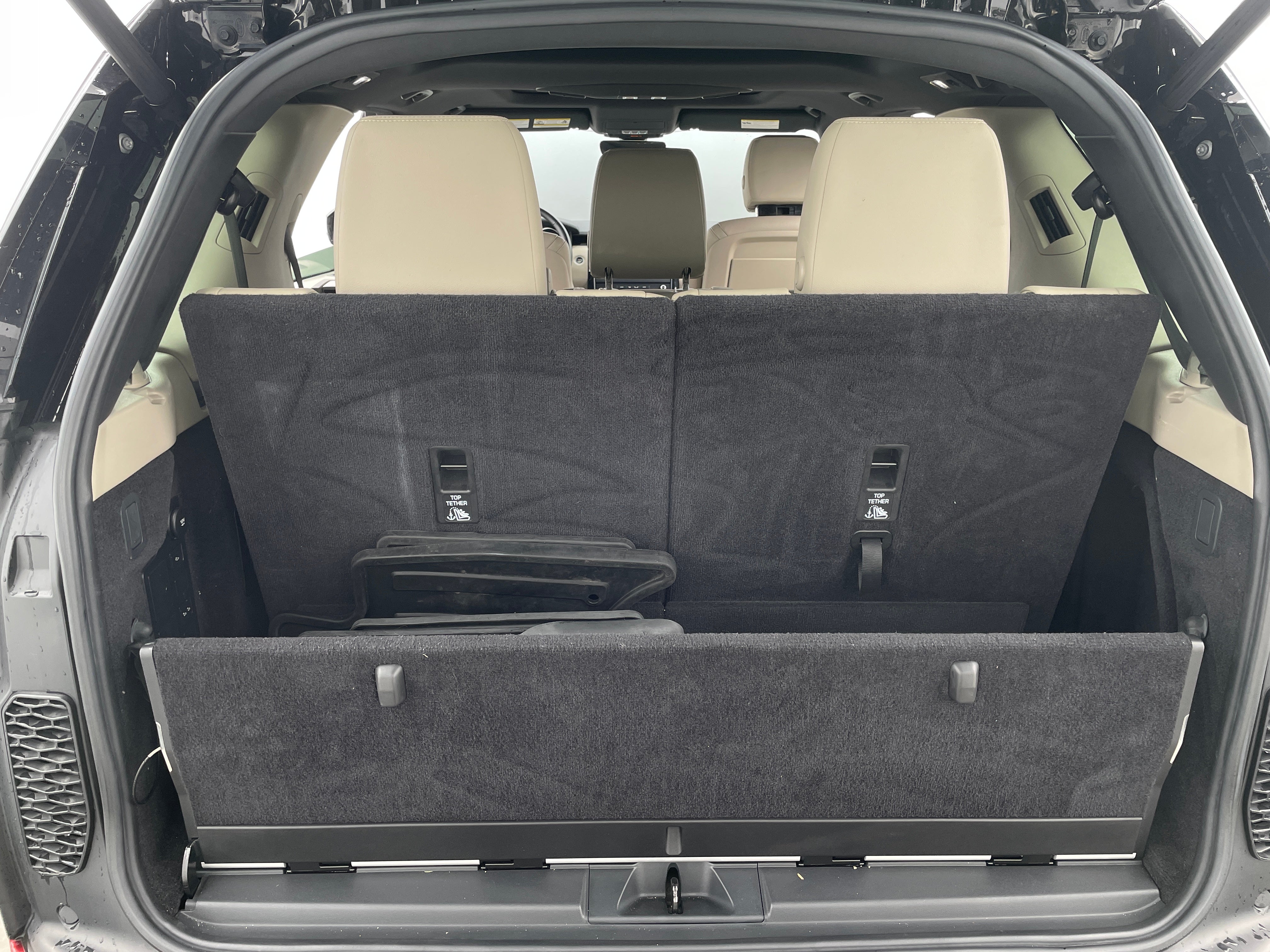 2019 Land Rover Discovery SE 6