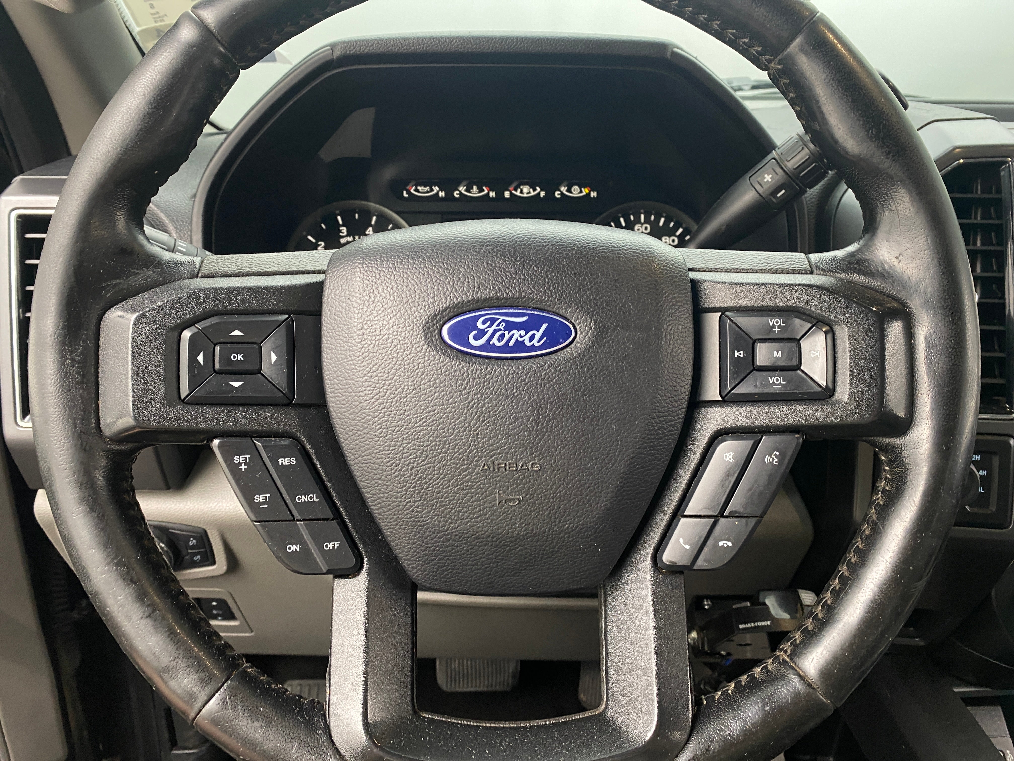2019 Ford Econoline E-150 5