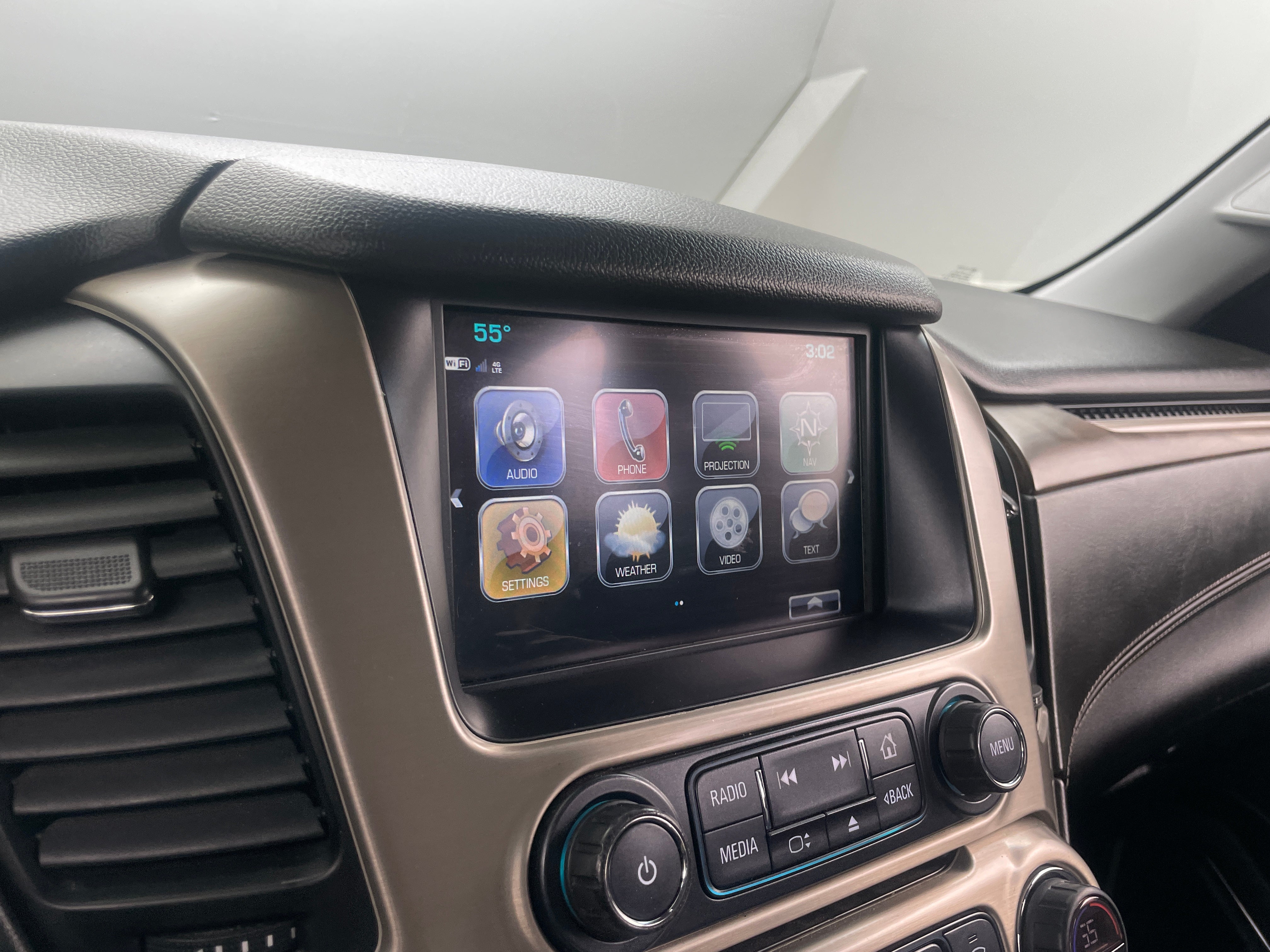 2018 GMC Yukon Denali 3