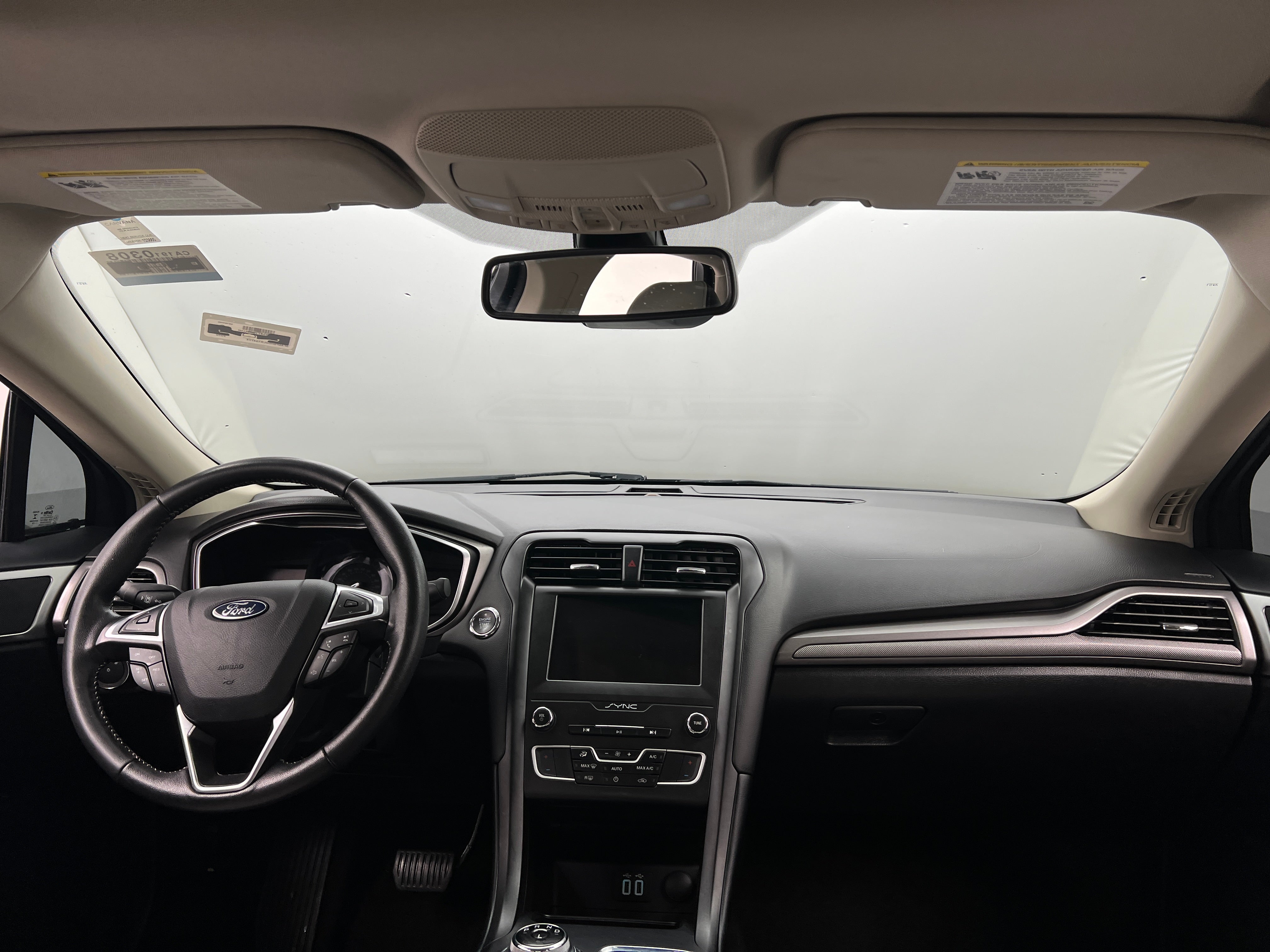 2020 Ford Fusion SE 3