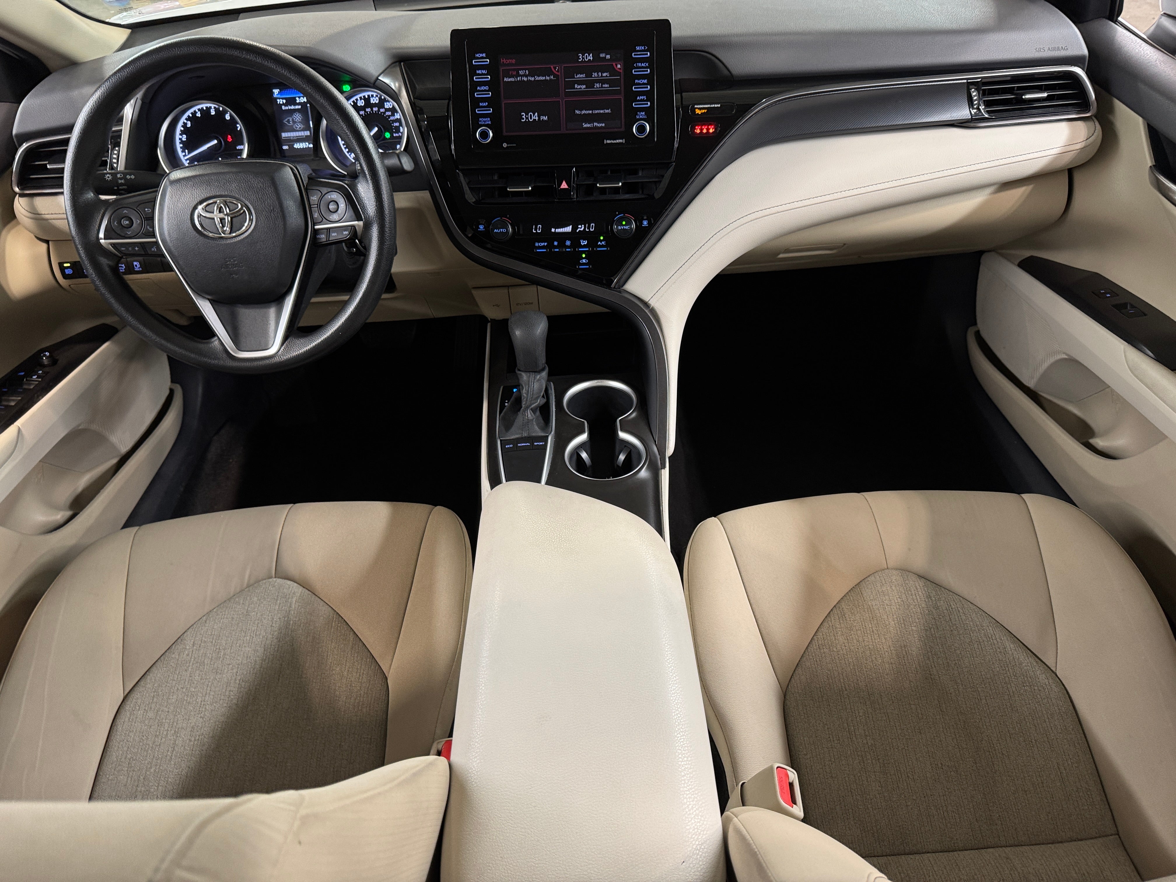 2022 Toyota Camry LE 3