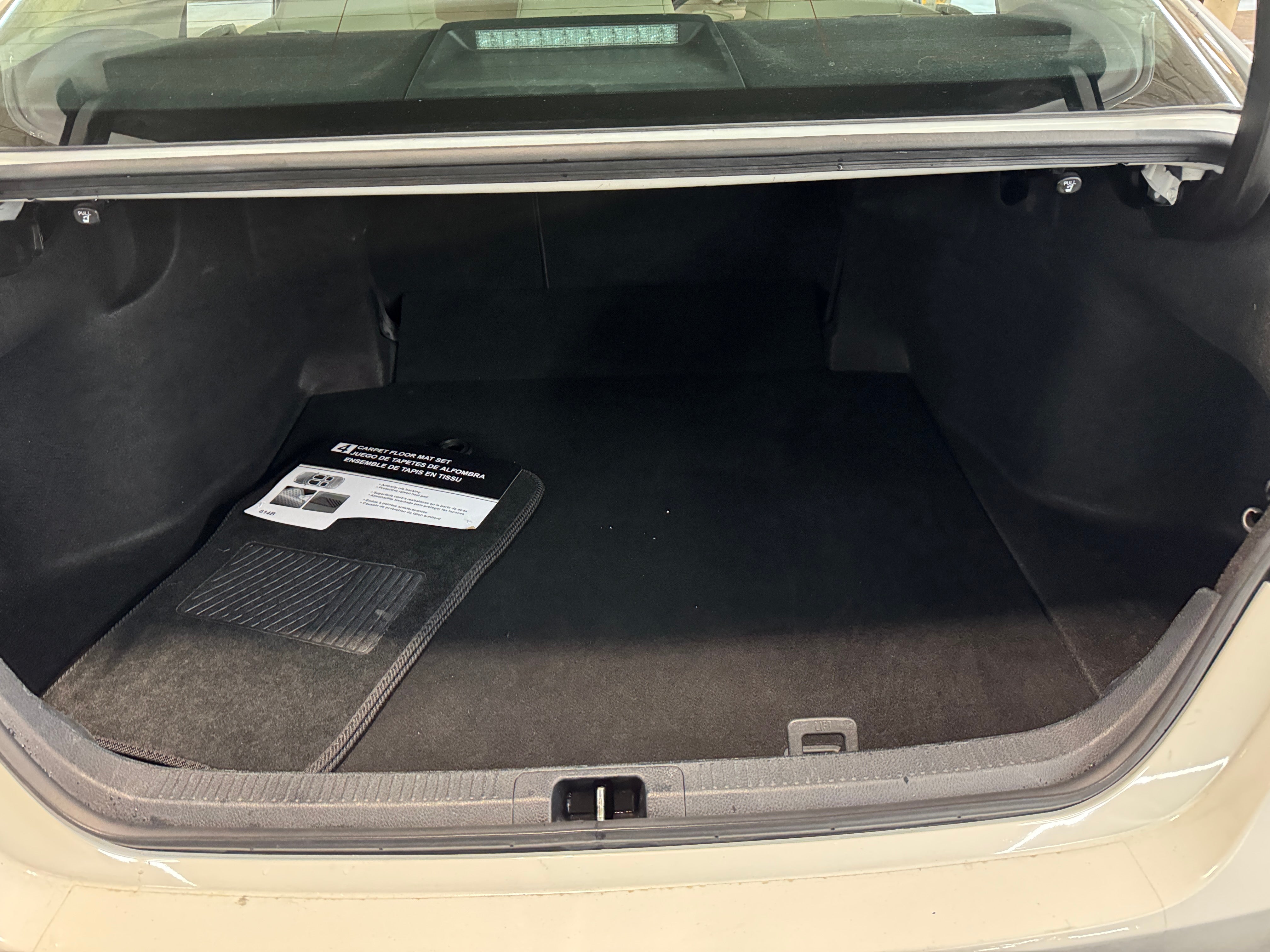 2022 Toyota Camry LE 7