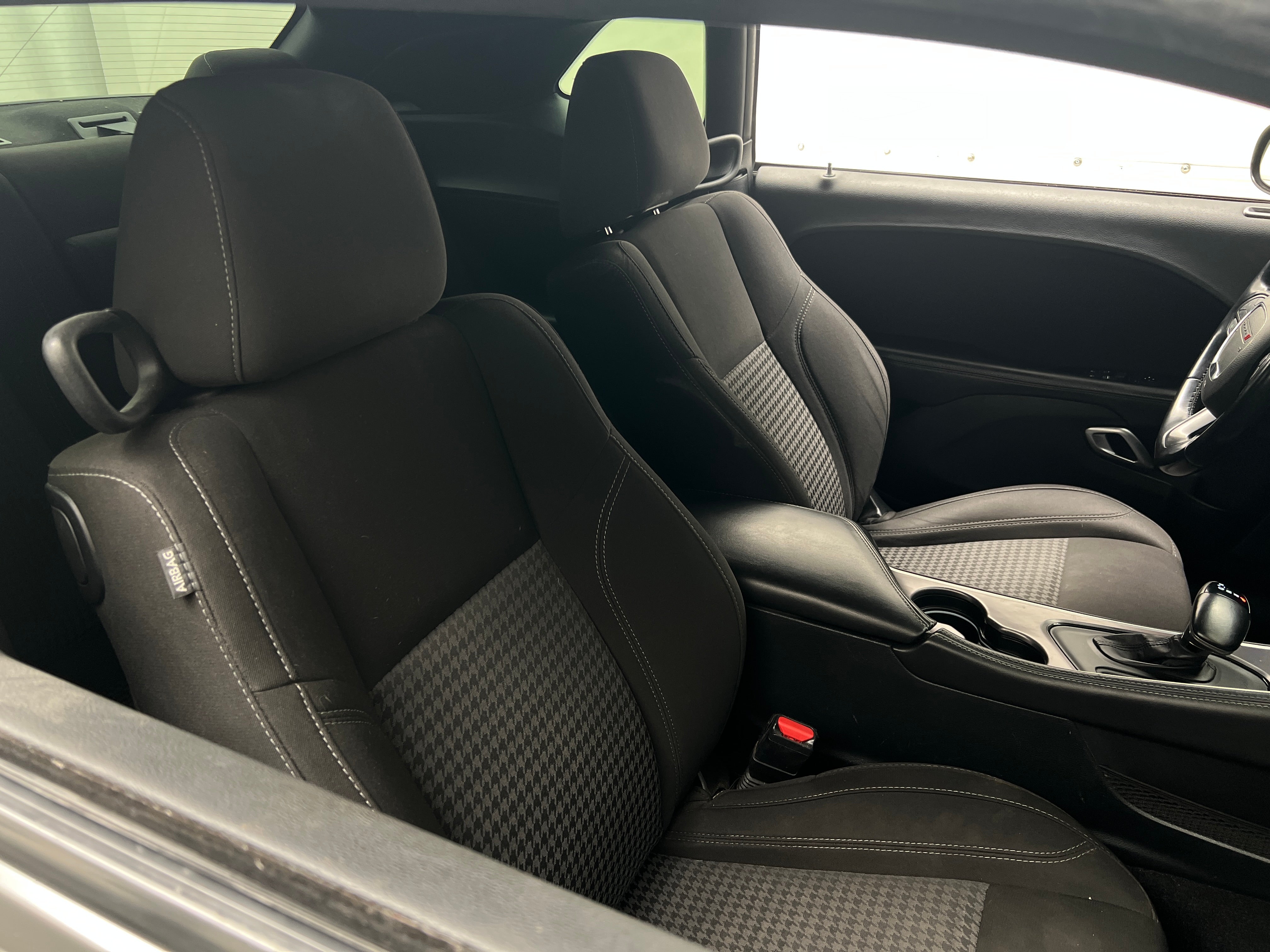2020 Dodge Challenger SXT 2