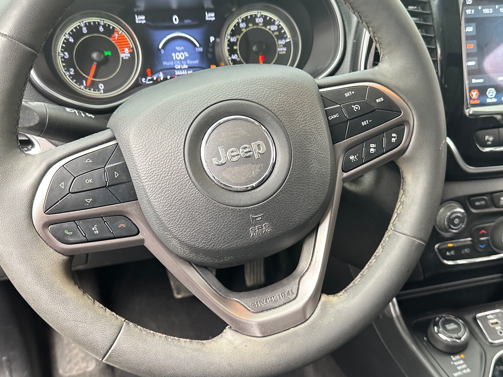 Thumbnail: 2021 Jeep Cherokee - 4