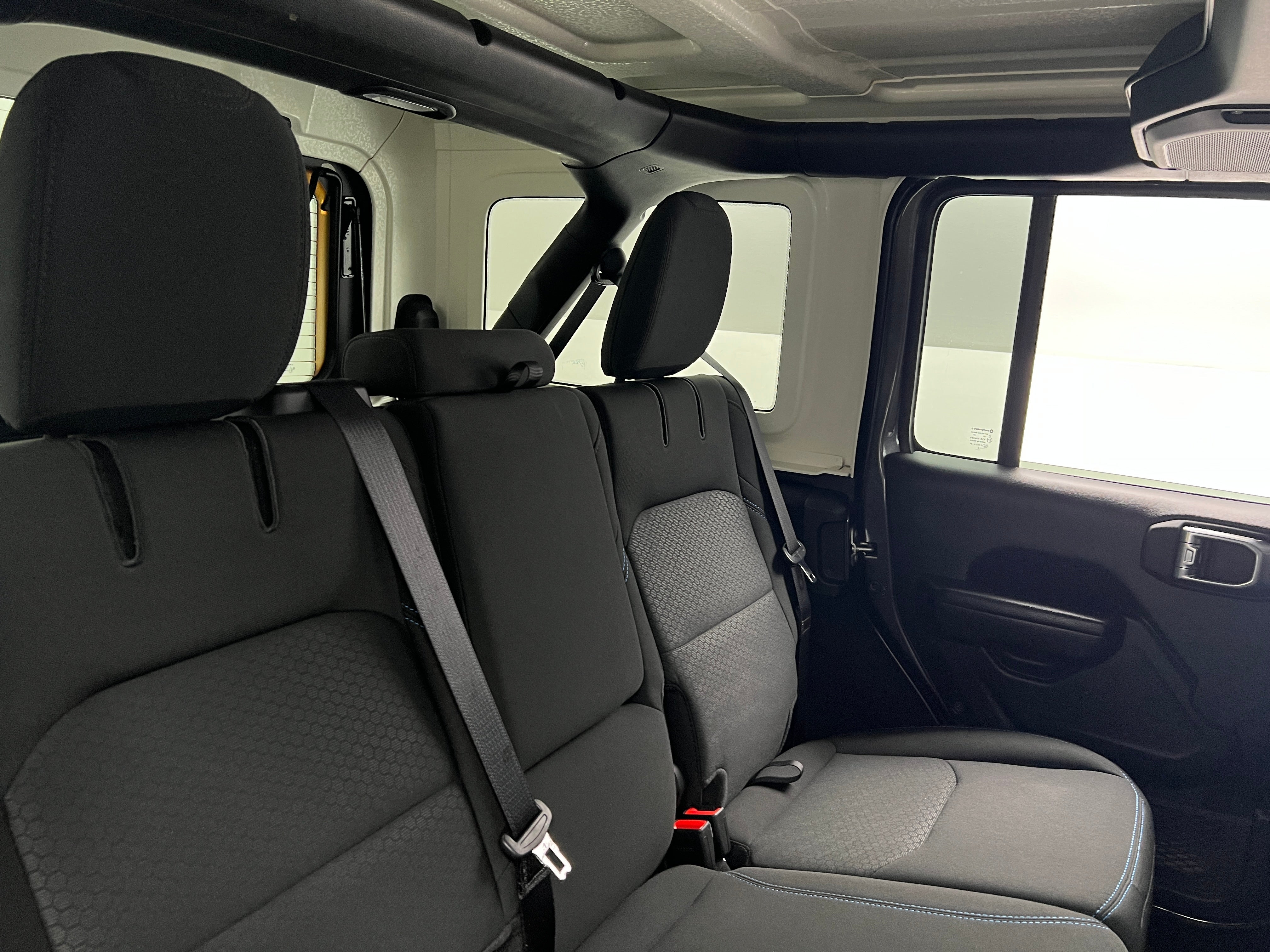 2022 Jeep Wrangler Unlimited Rubicon 4xe 6